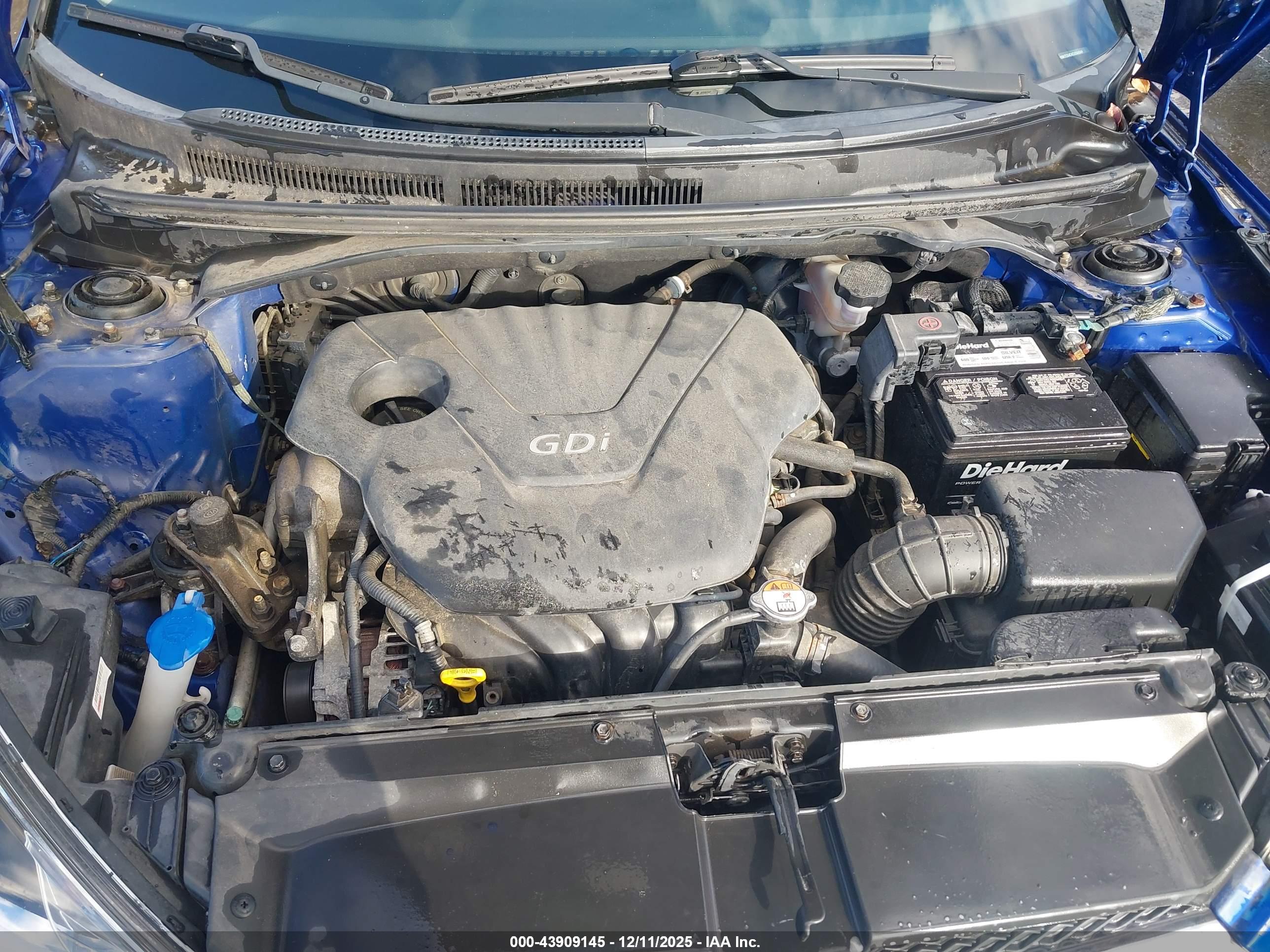 HYUNDAI VELOSTER image 10
