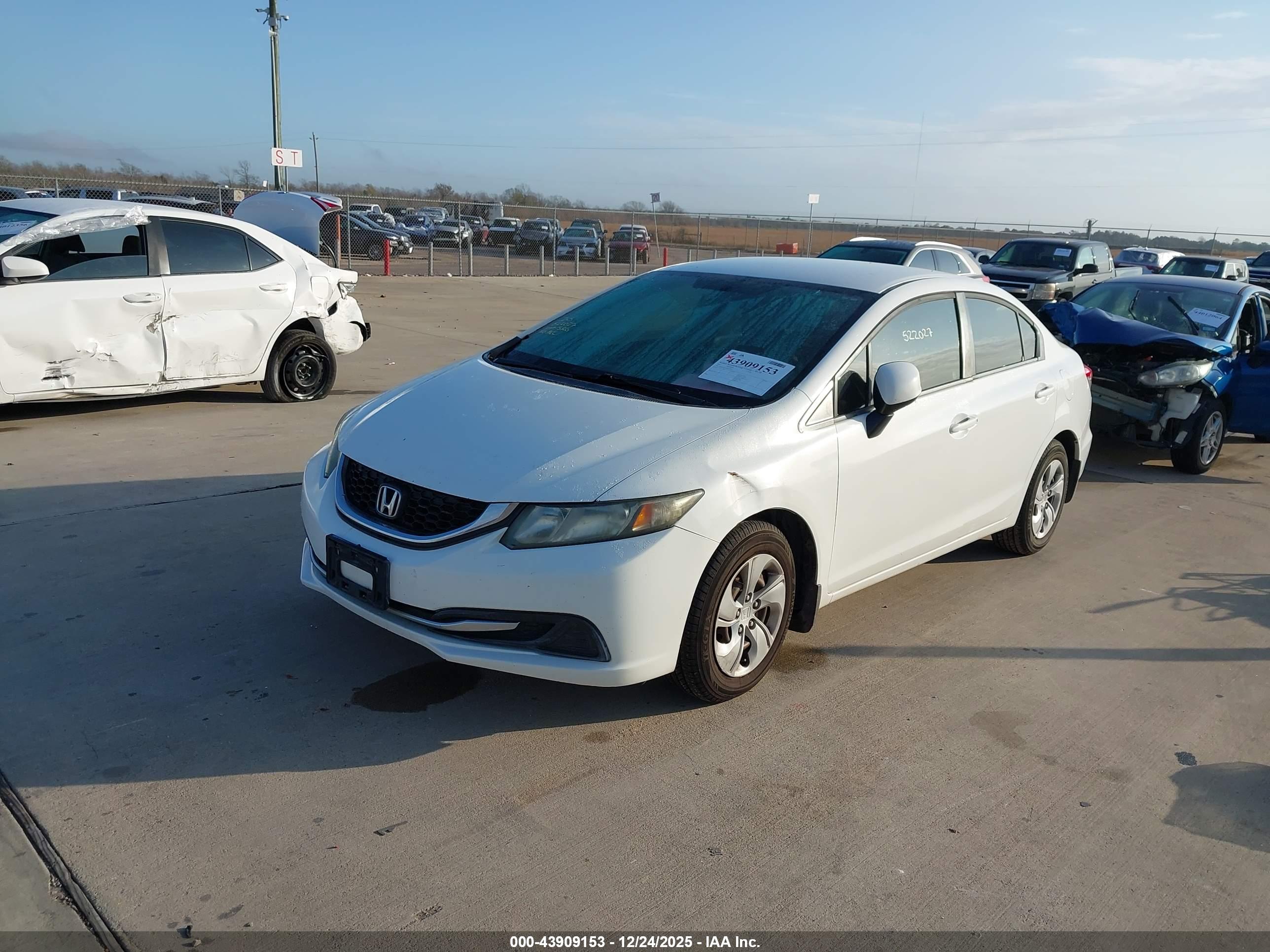 HONDA CIVIC image 2