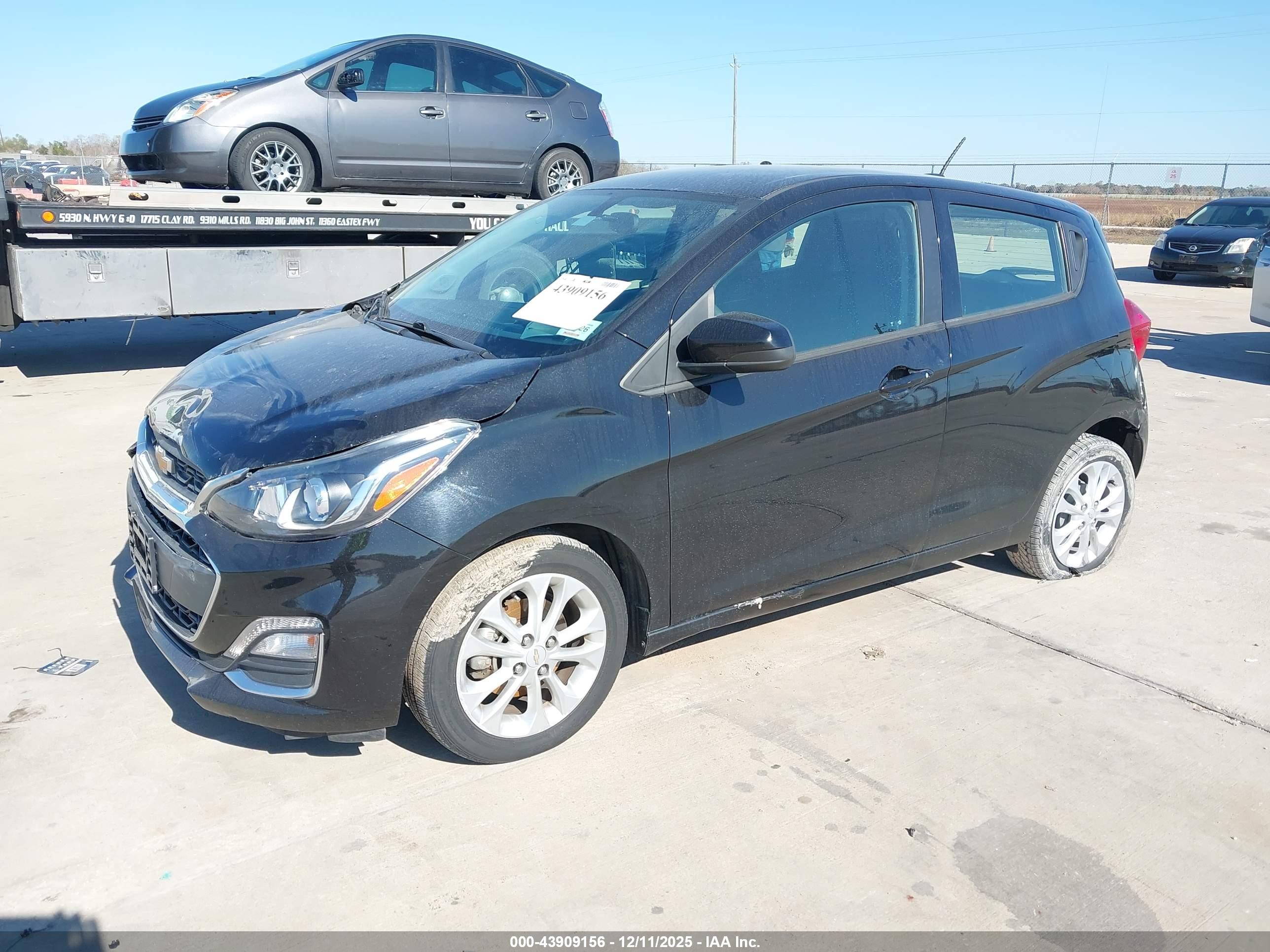 CHEVROLET SPARK image 2