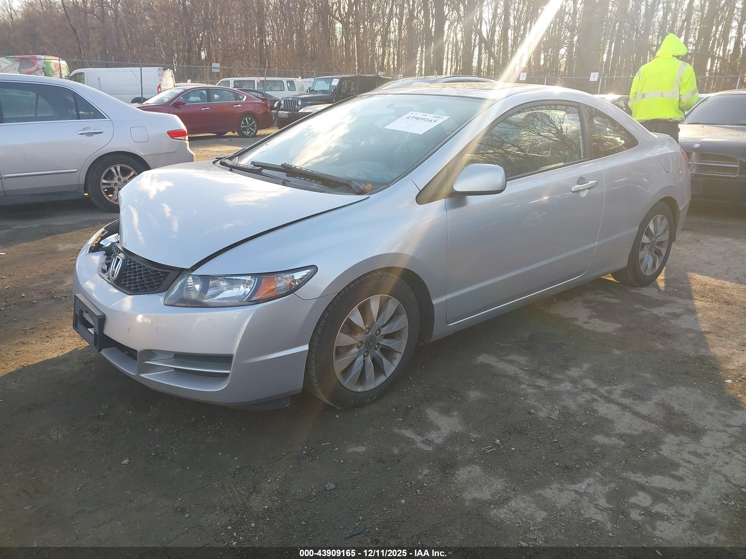 HONDA CIVIC image 2