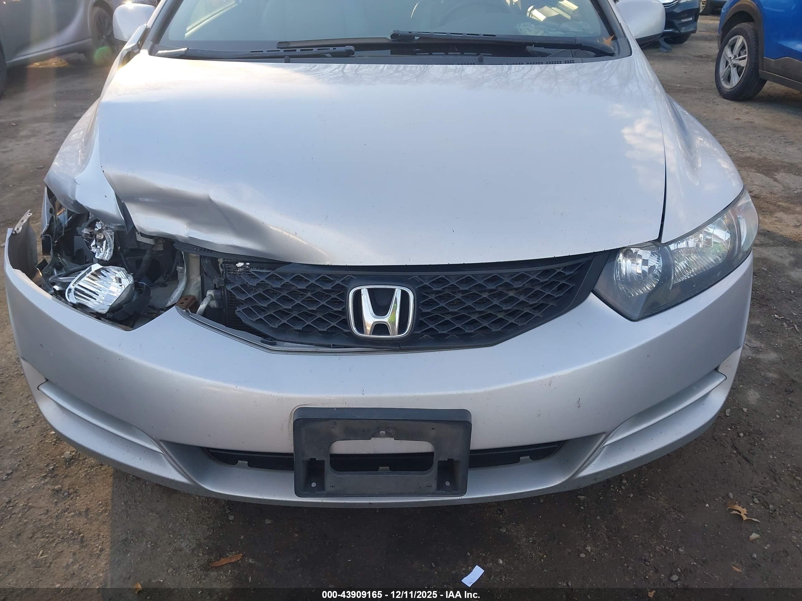 HONDA CIVIC image 6