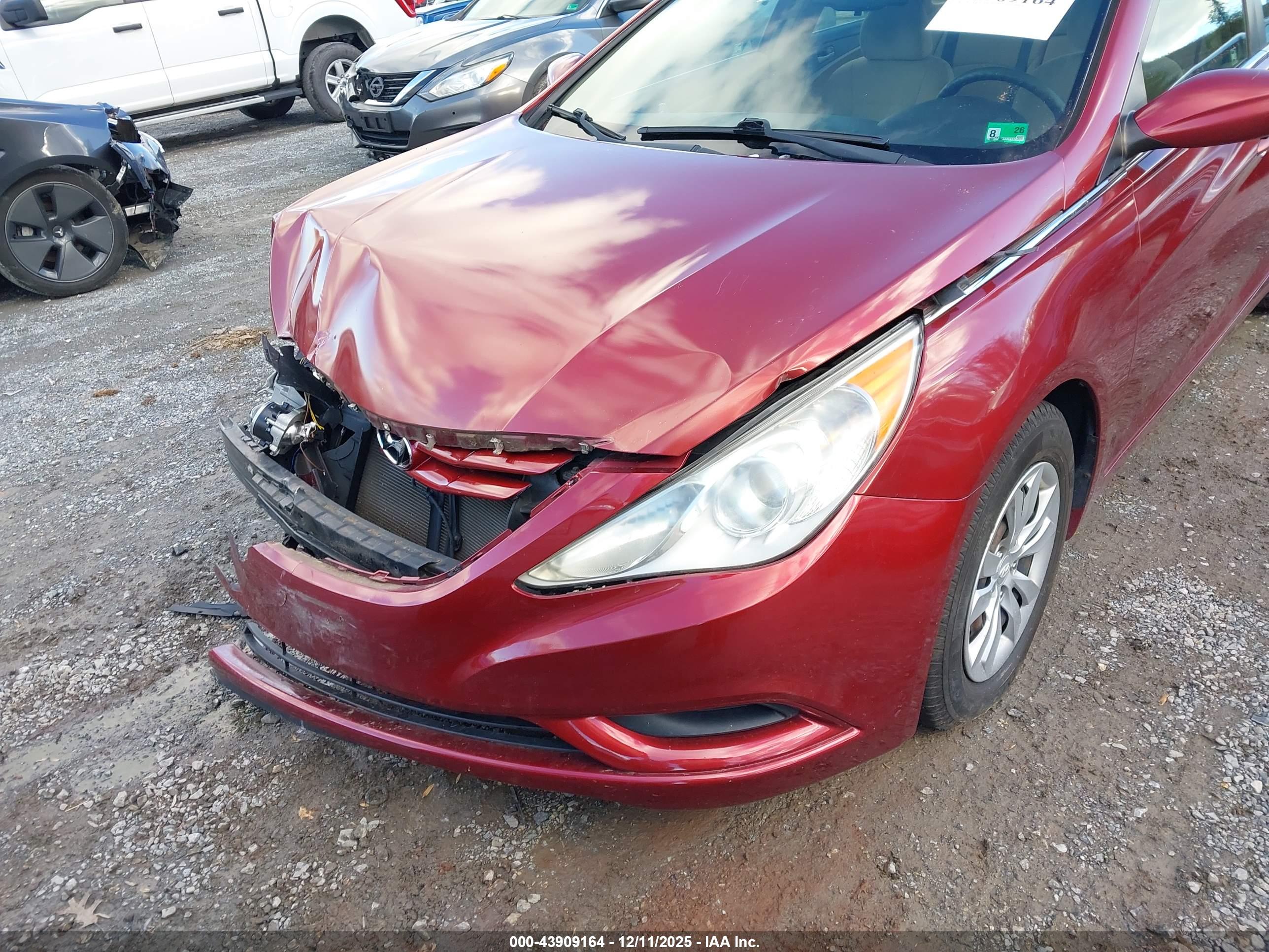 HYUNDAI SONATA image 6