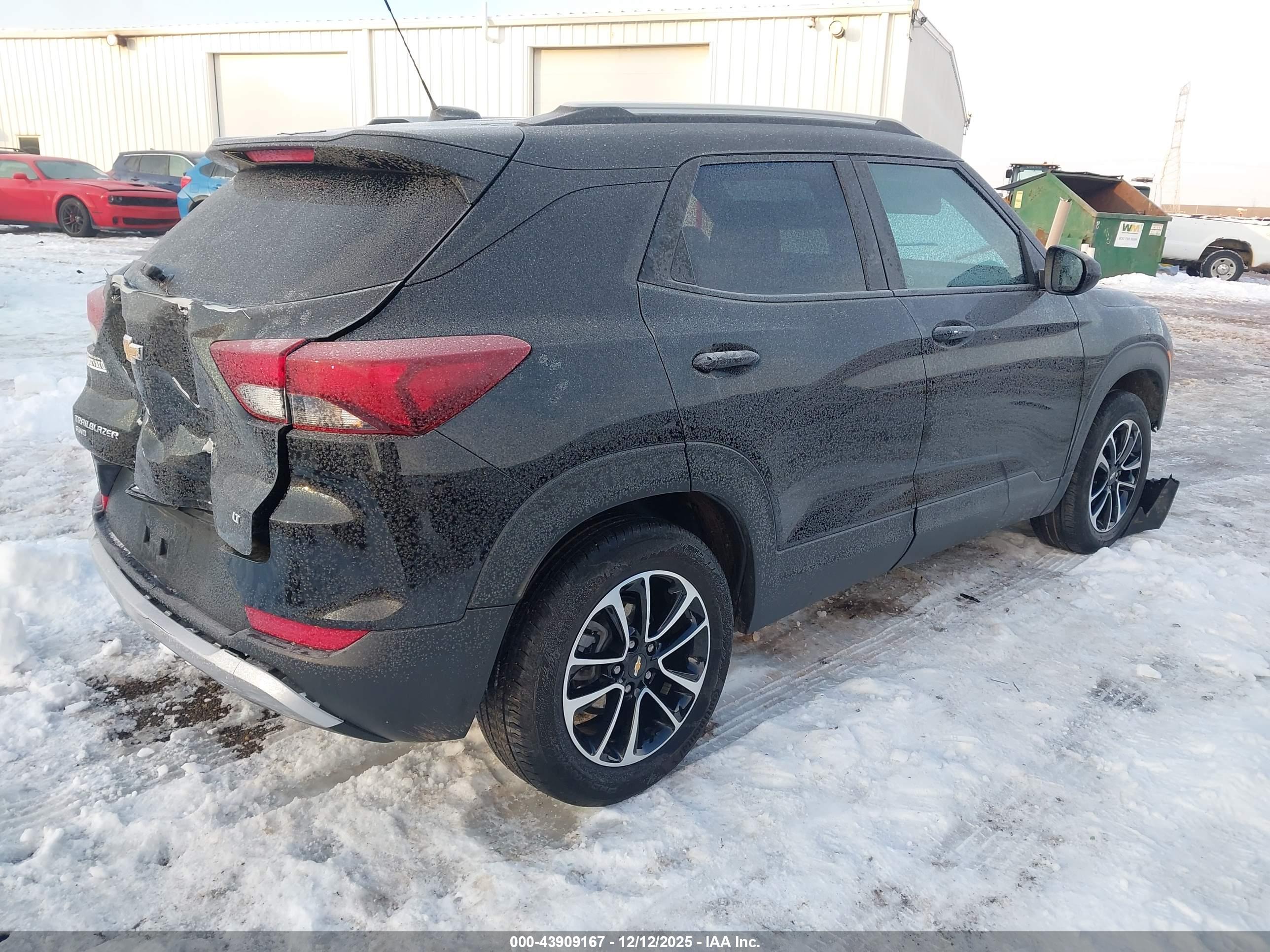 CHEVROLET TRAILBLAZER image 4