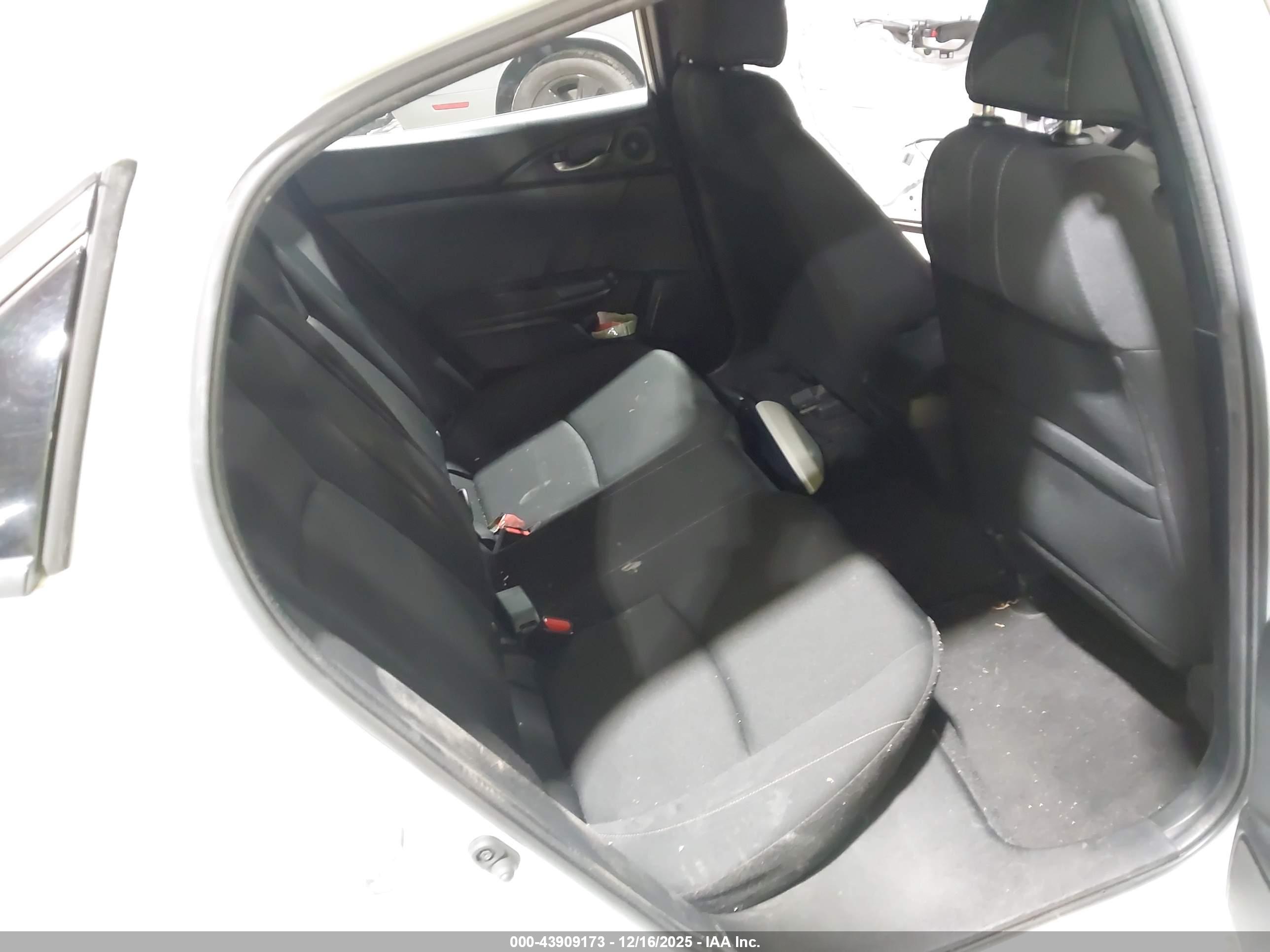 HONDA CIVIC image 8