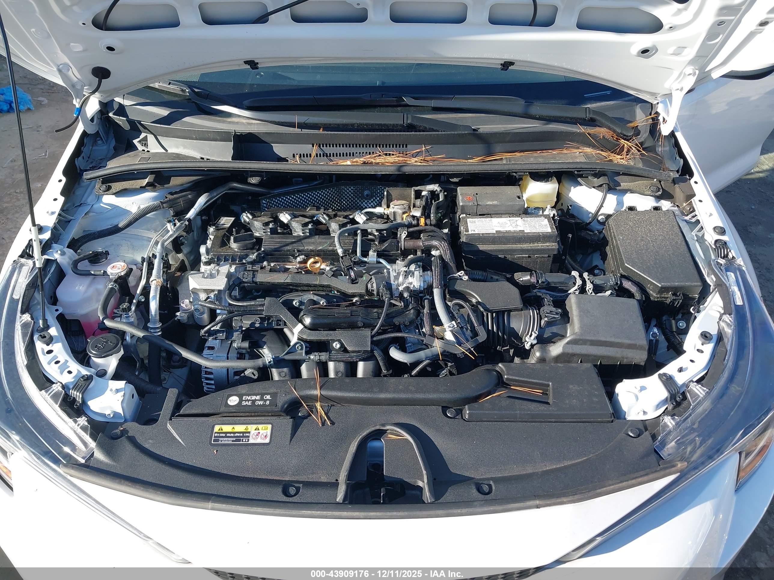 TOYOTA COROLLA image 10