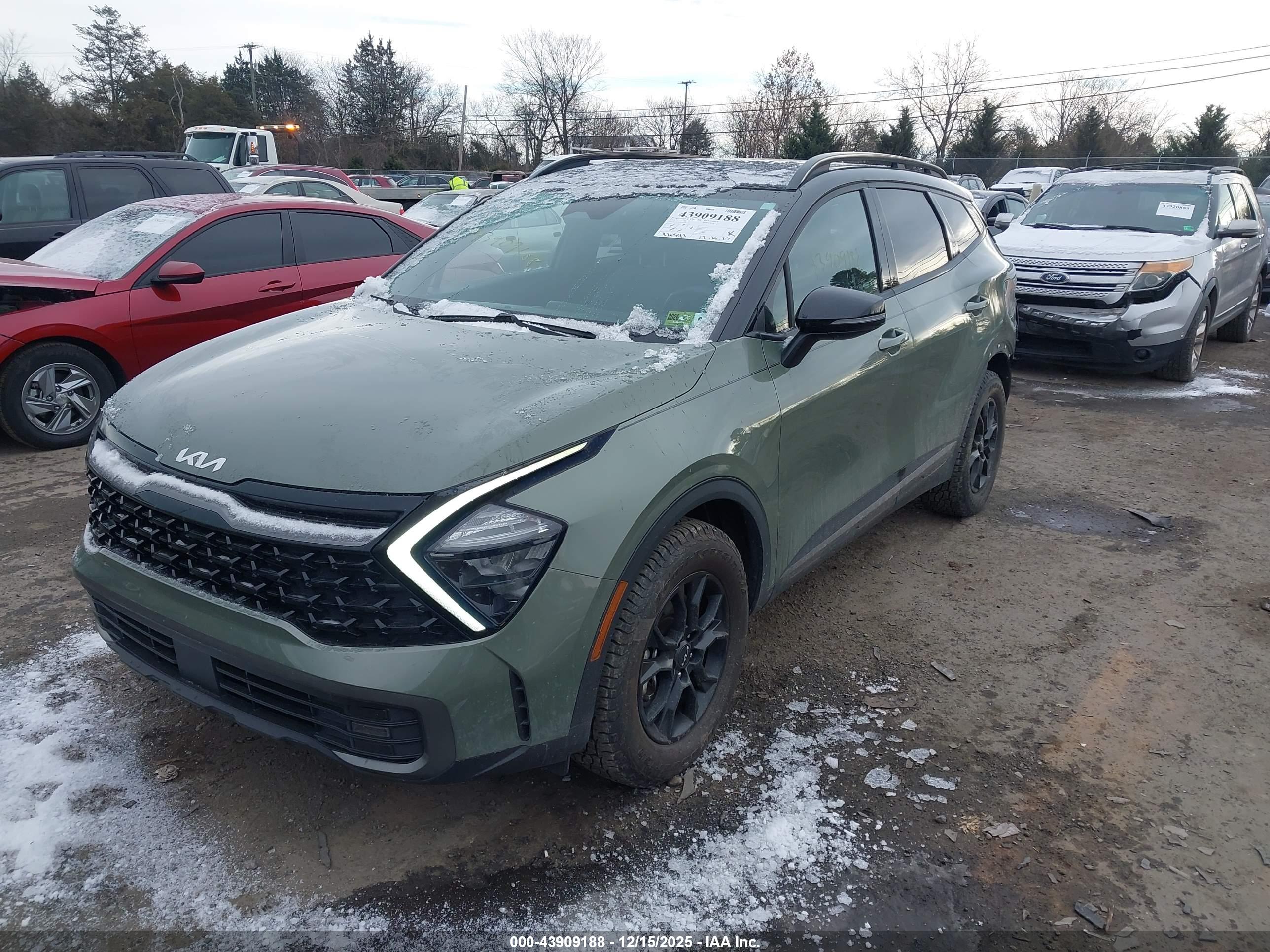 KIA SPORTAGE image 2