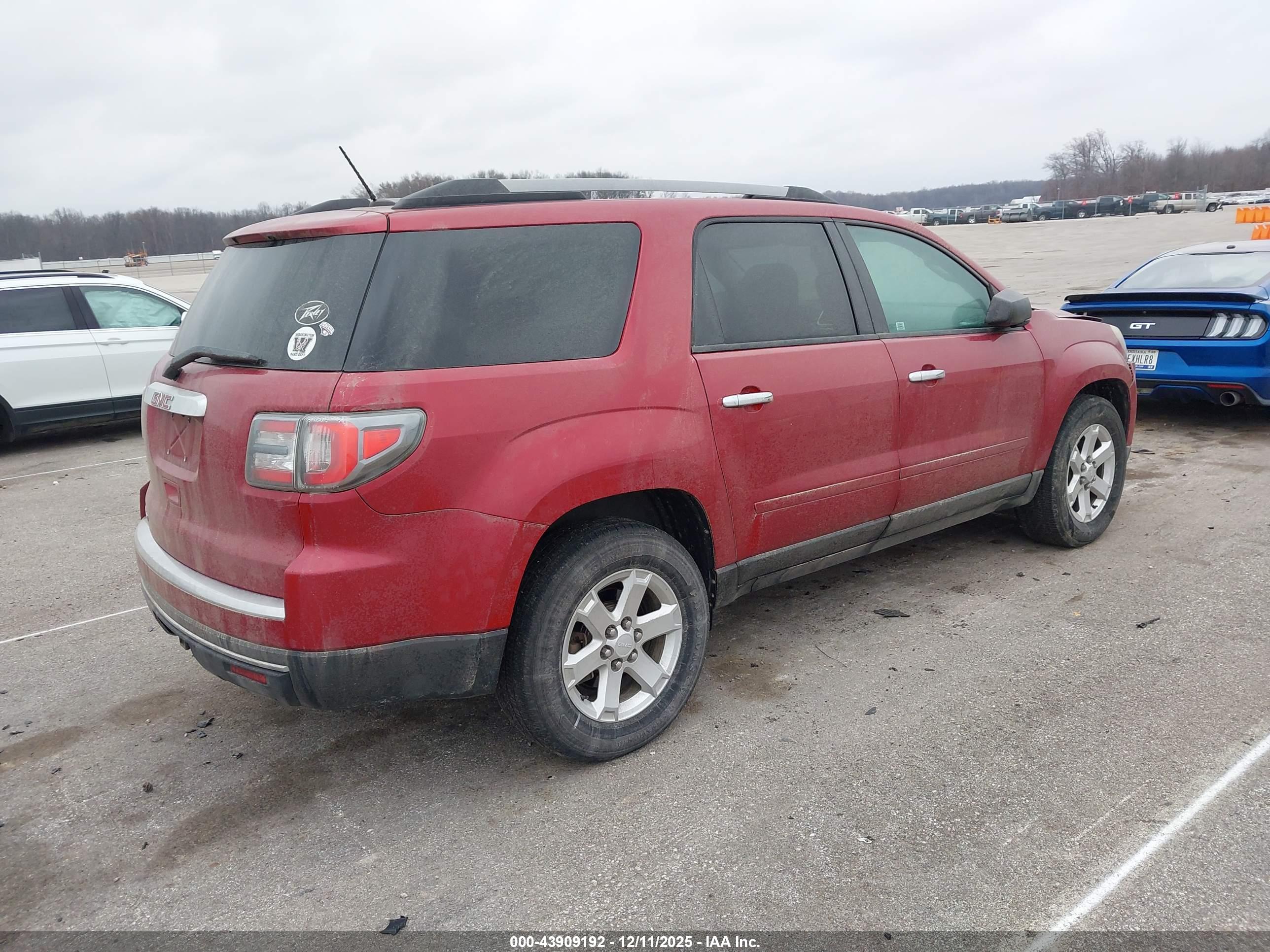 GMC ACADIA image 4