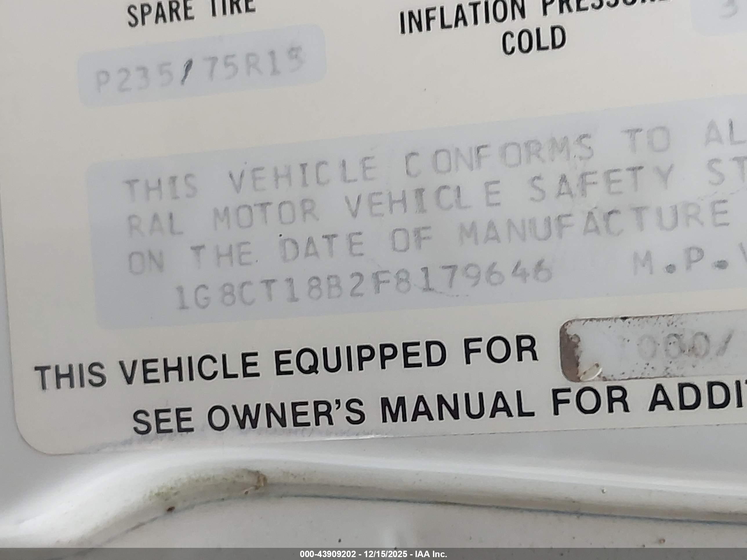 CHEVROLET BLAZER image 9