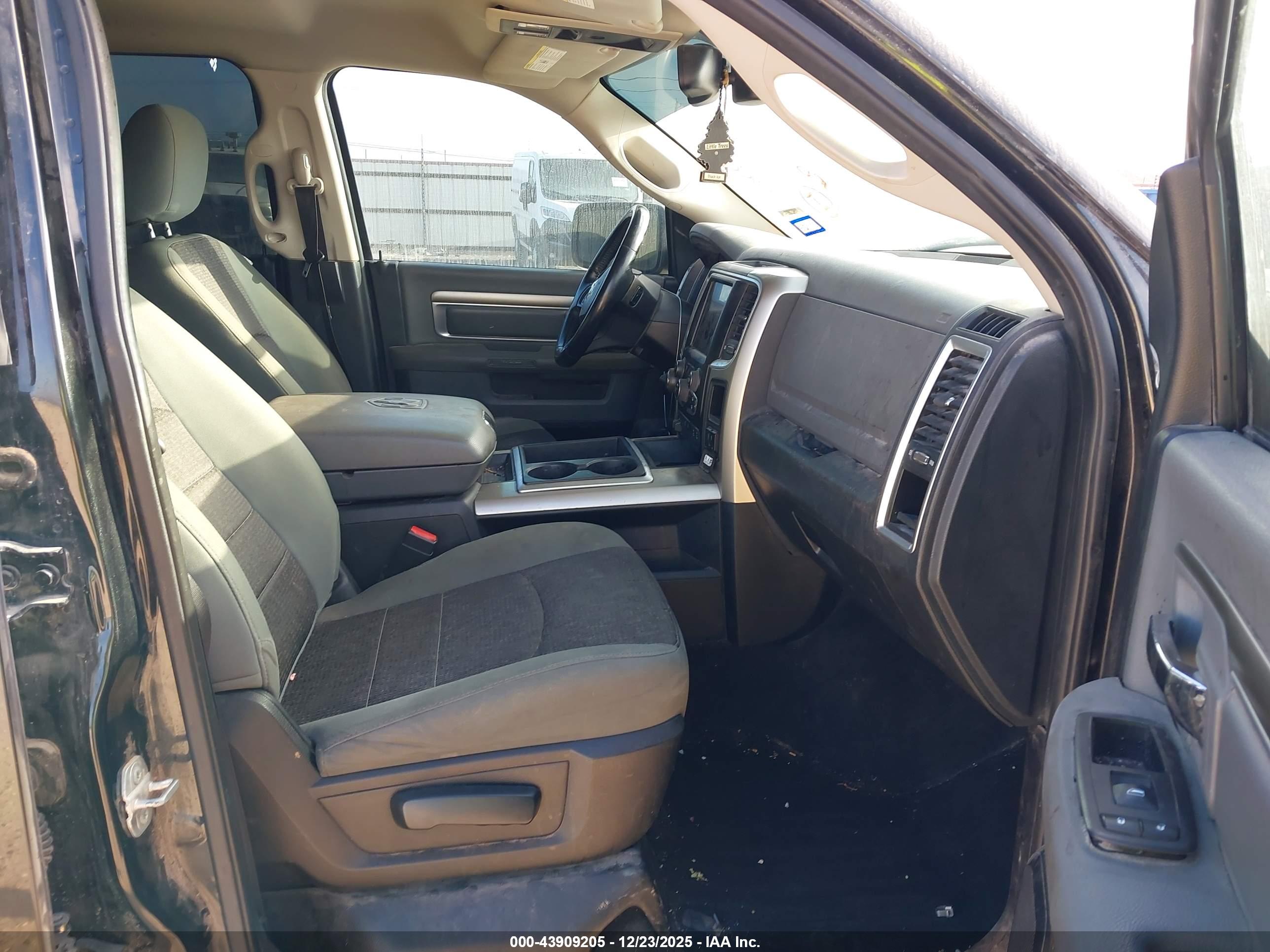 RAM 1500 image 5