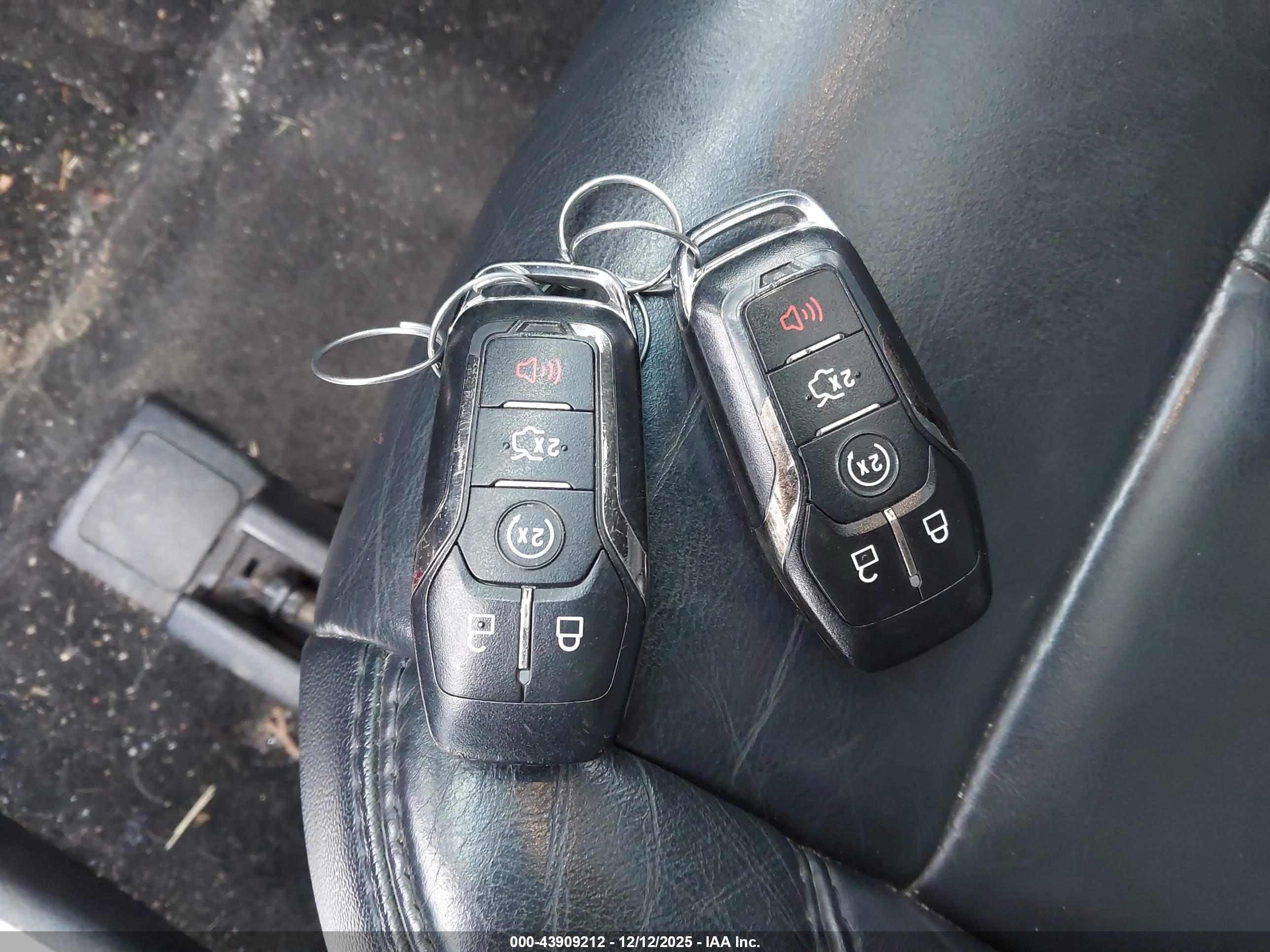 LINCOLN MKZ image 11