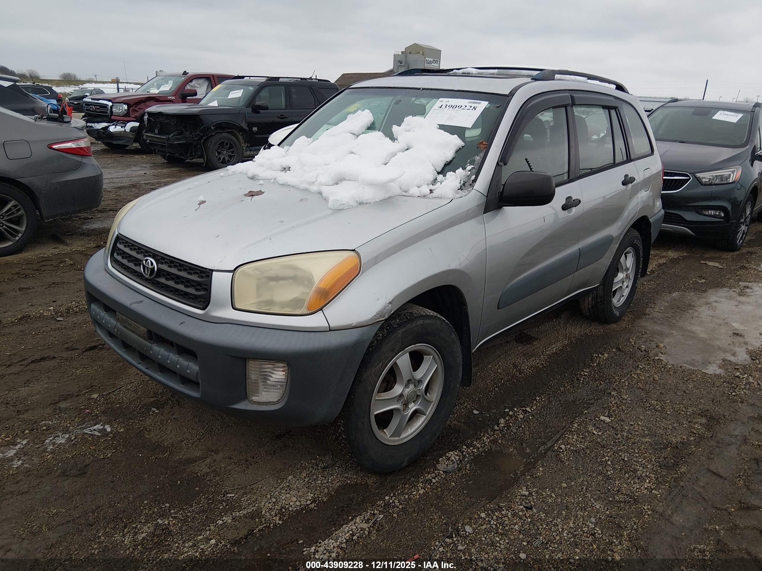 TOYOTA RAV4 image 2