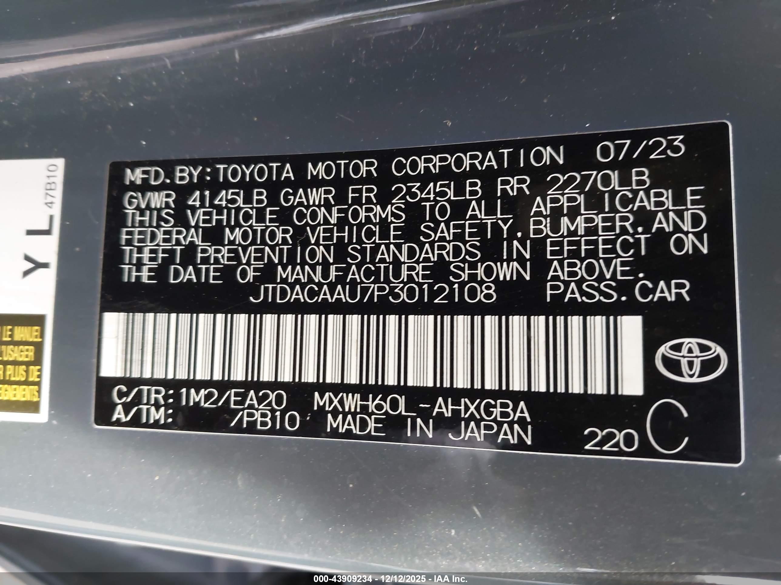 TOYOTA PRIUS image 9