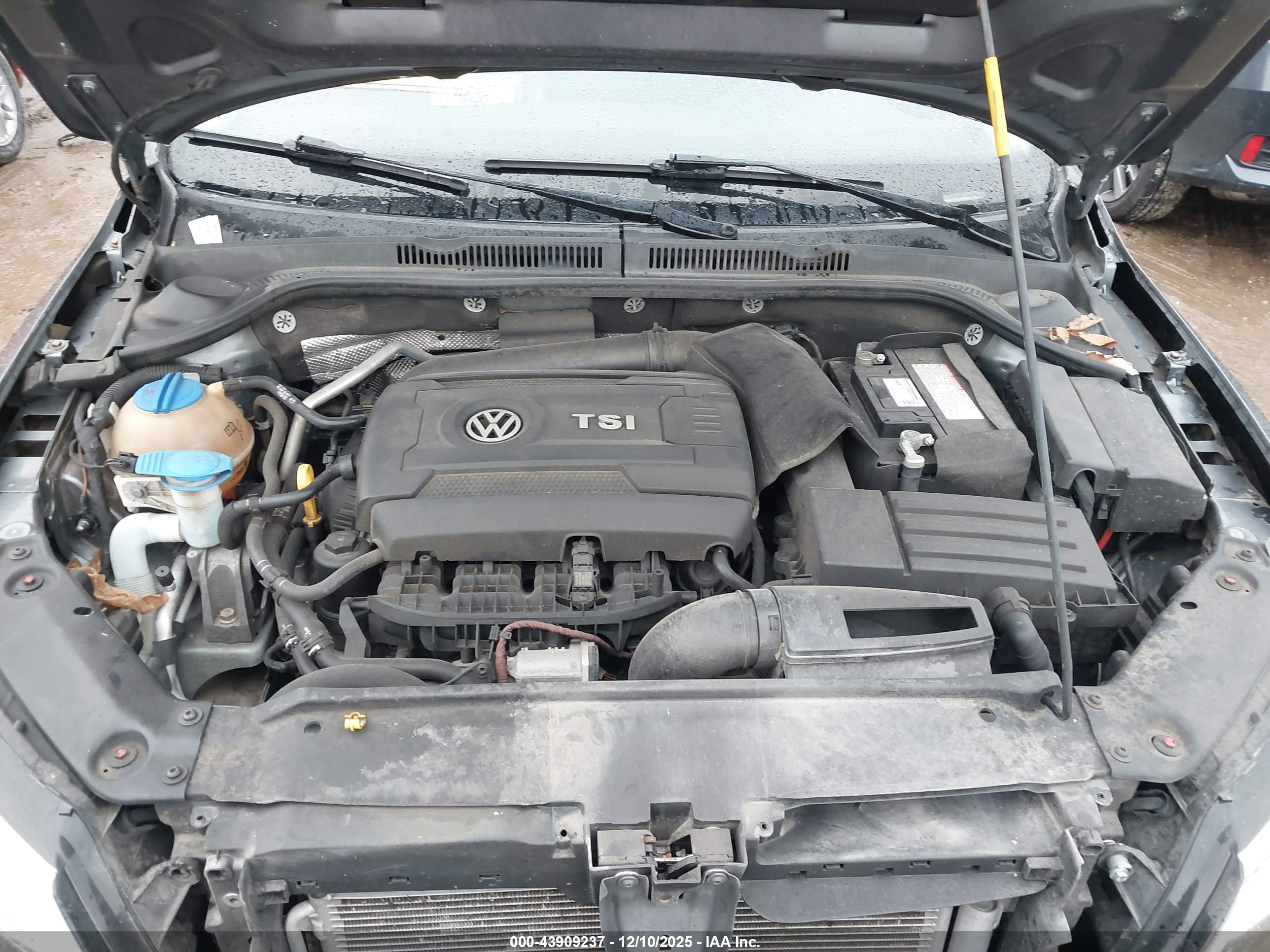 VOLKSWAGEN JETTA image 10