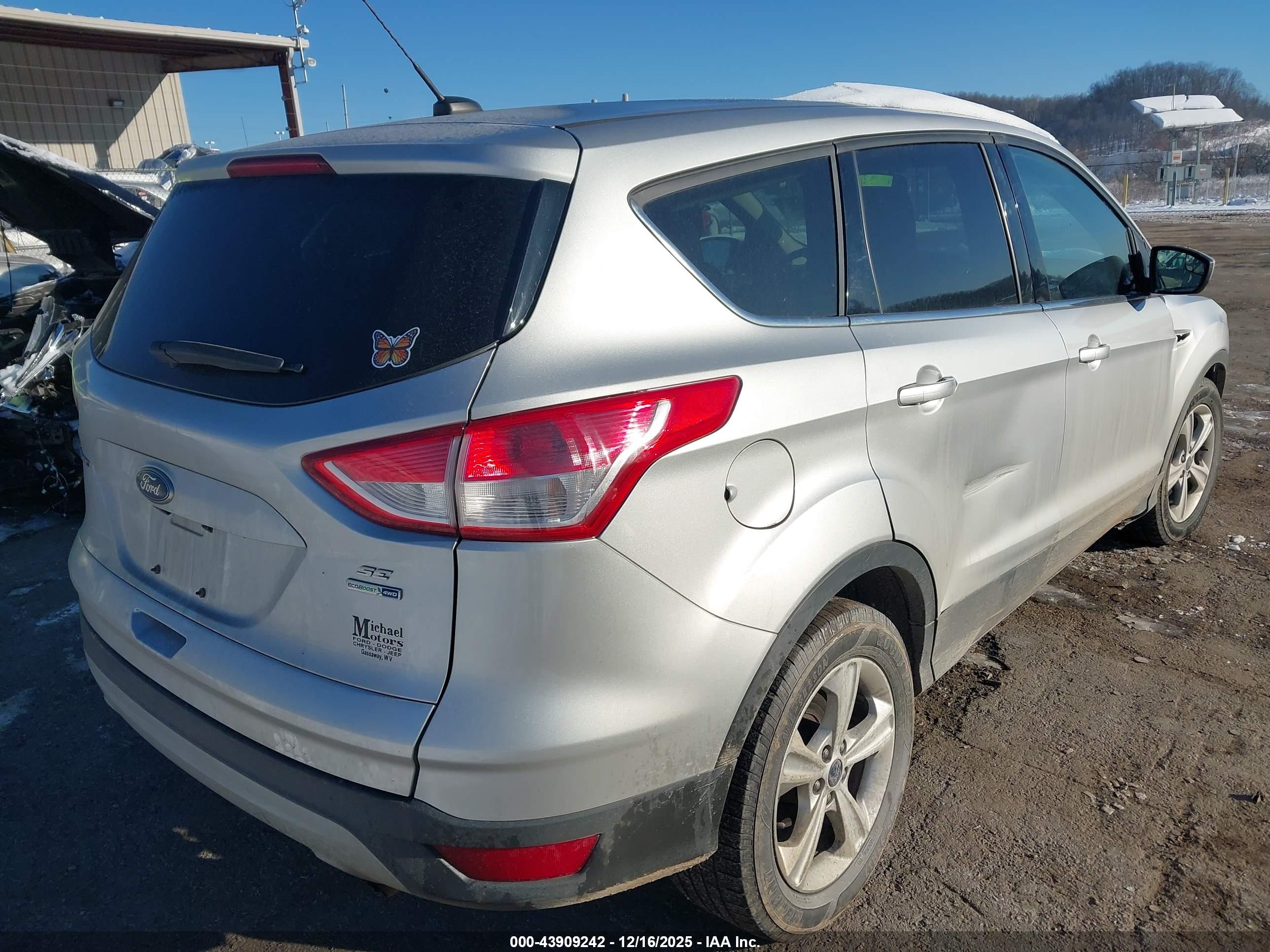 FORD ESCAPE image 4