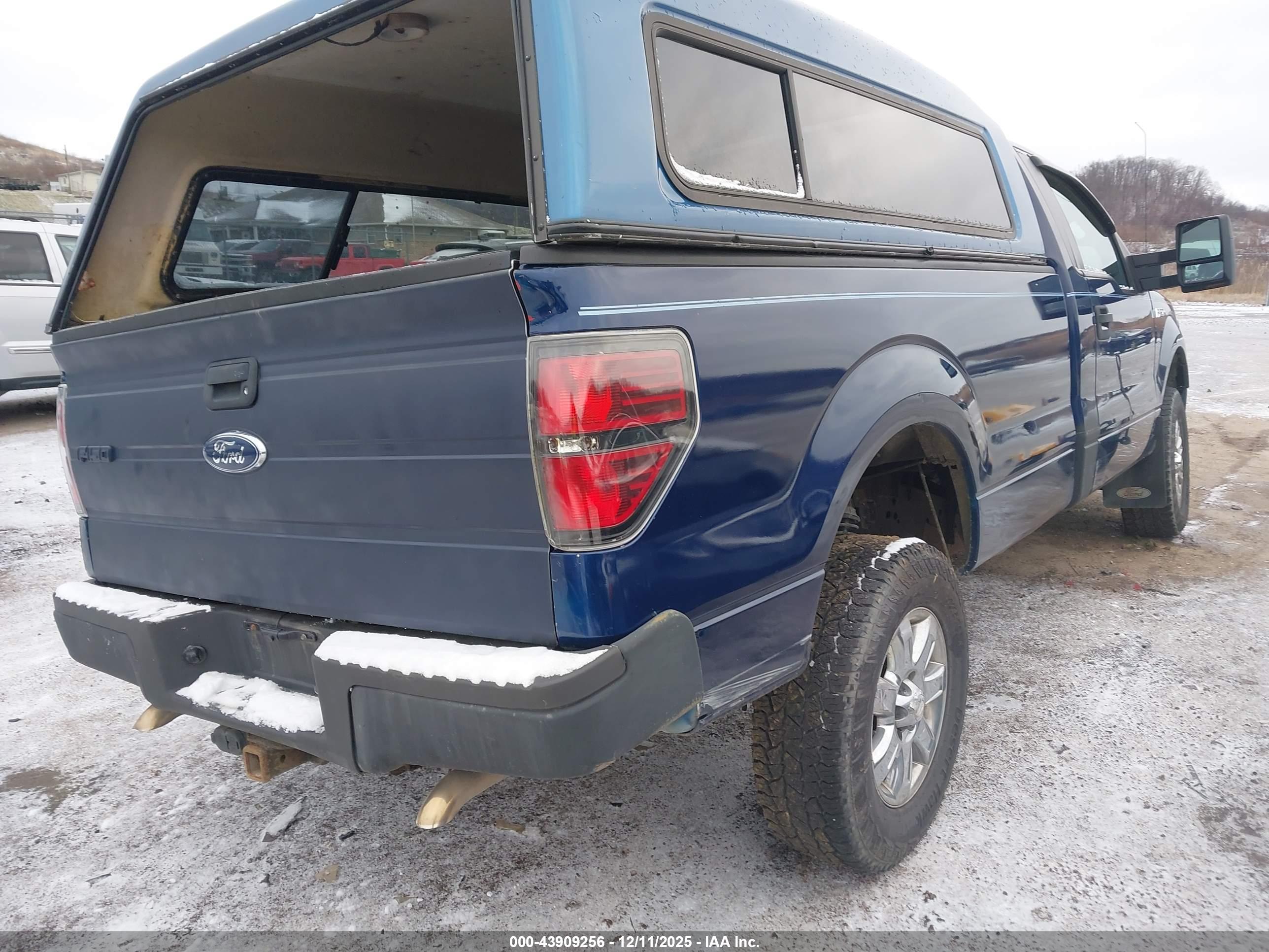 FORD F-150 image 4
