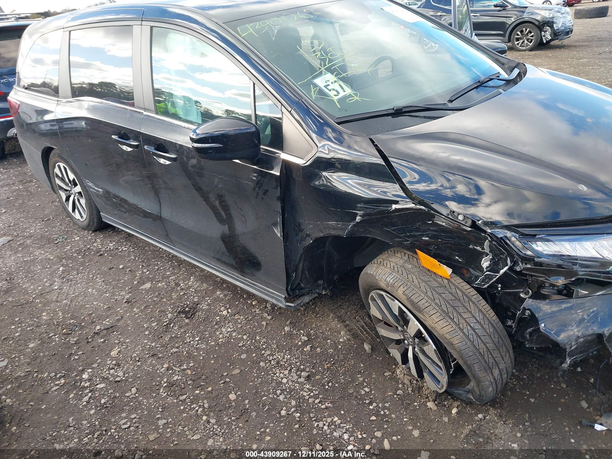 HONDA ODYSSEY image 6