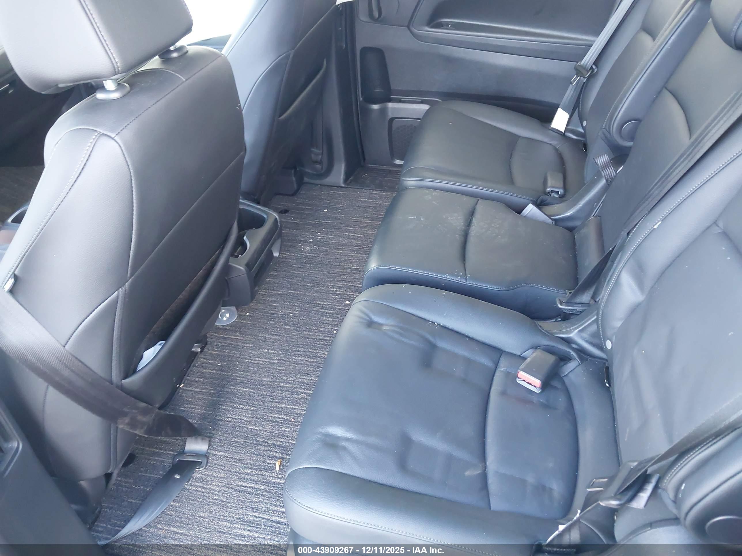 HONDA ODYSSEY image 8