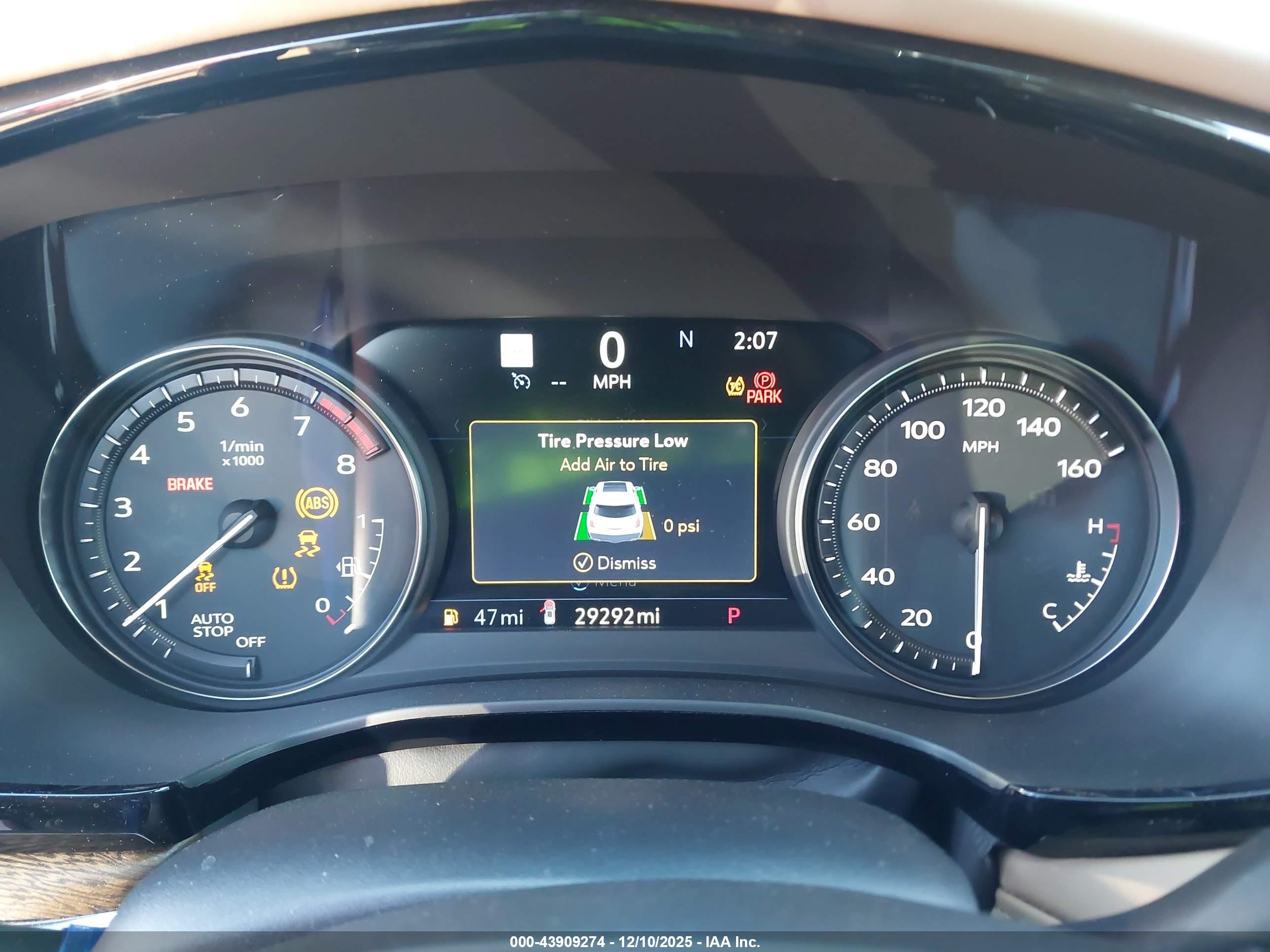 CADILLAC XT5 image 7
