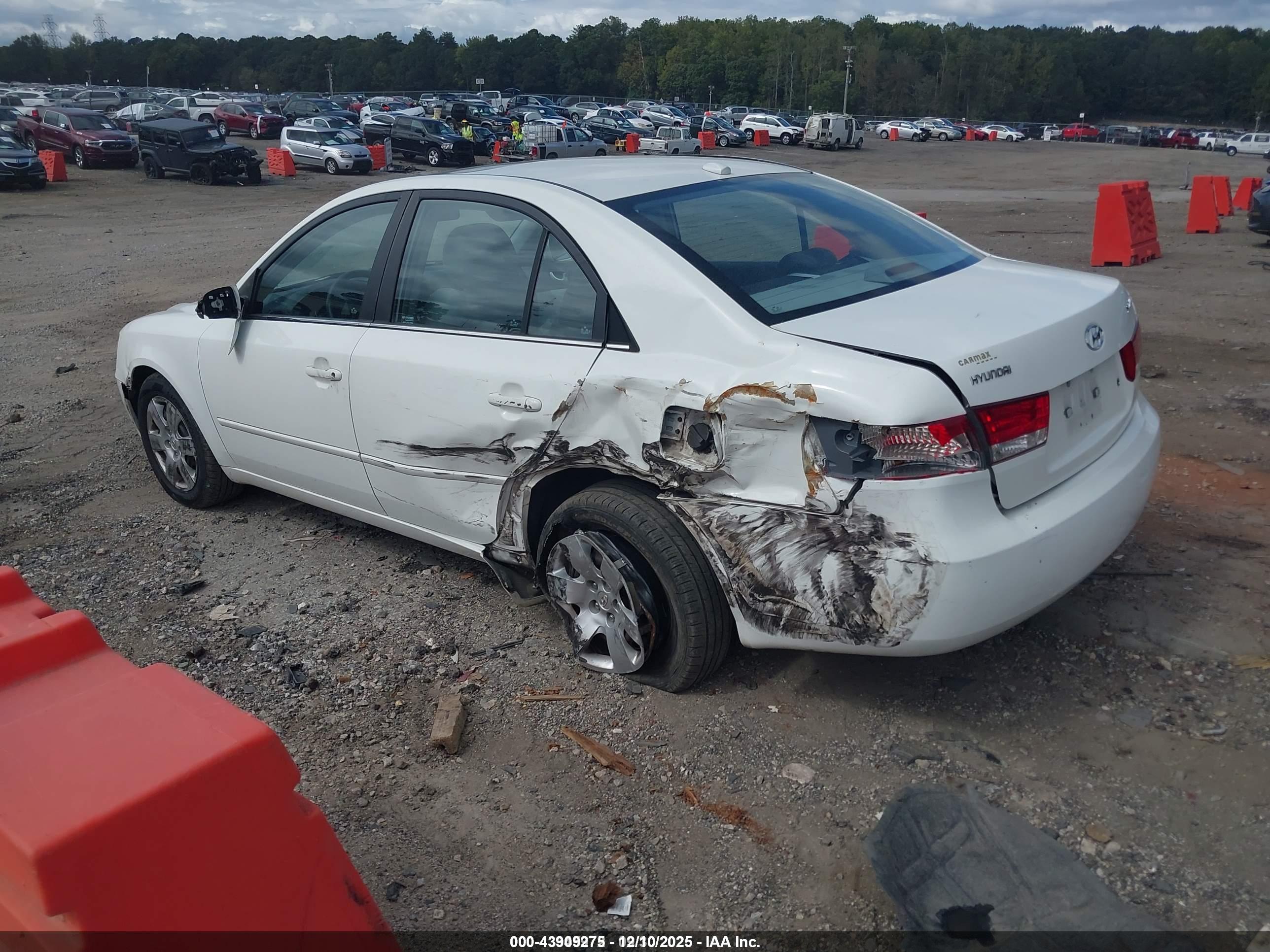 HYUNDAI SONATA image 3