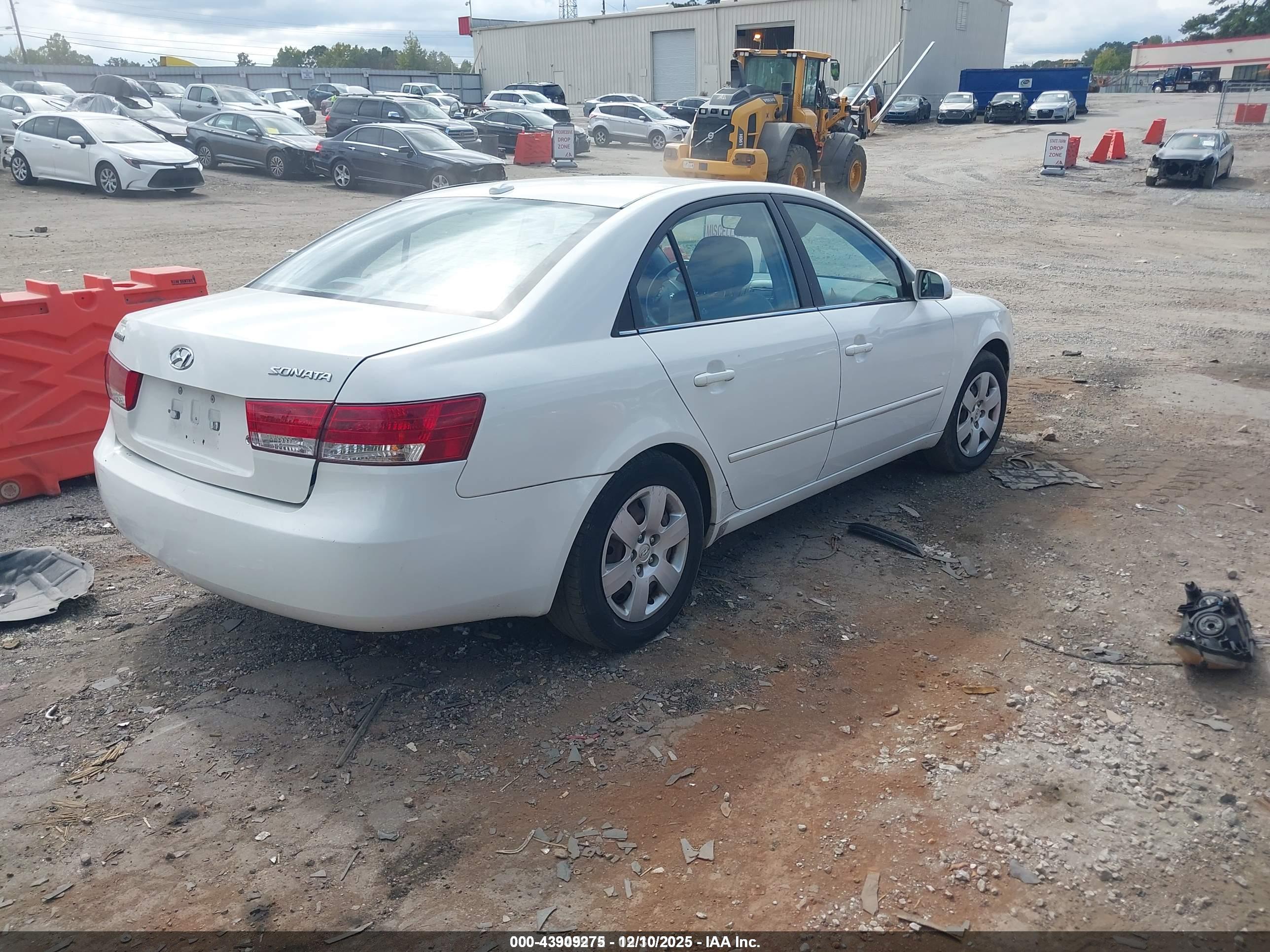 HYUNDAI SONATA image 4