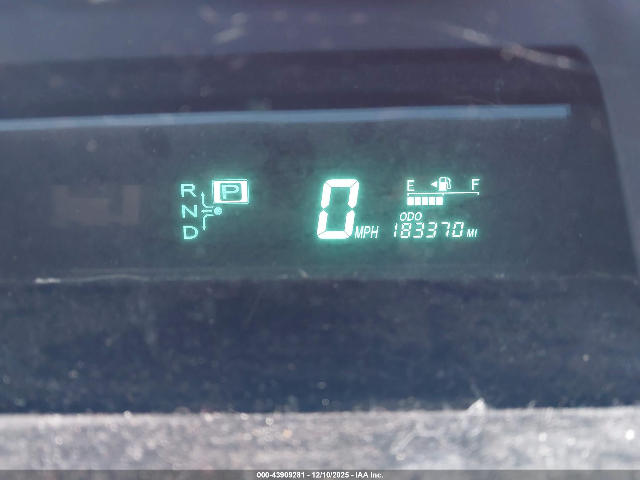 TOYOTA PRIUS image 7