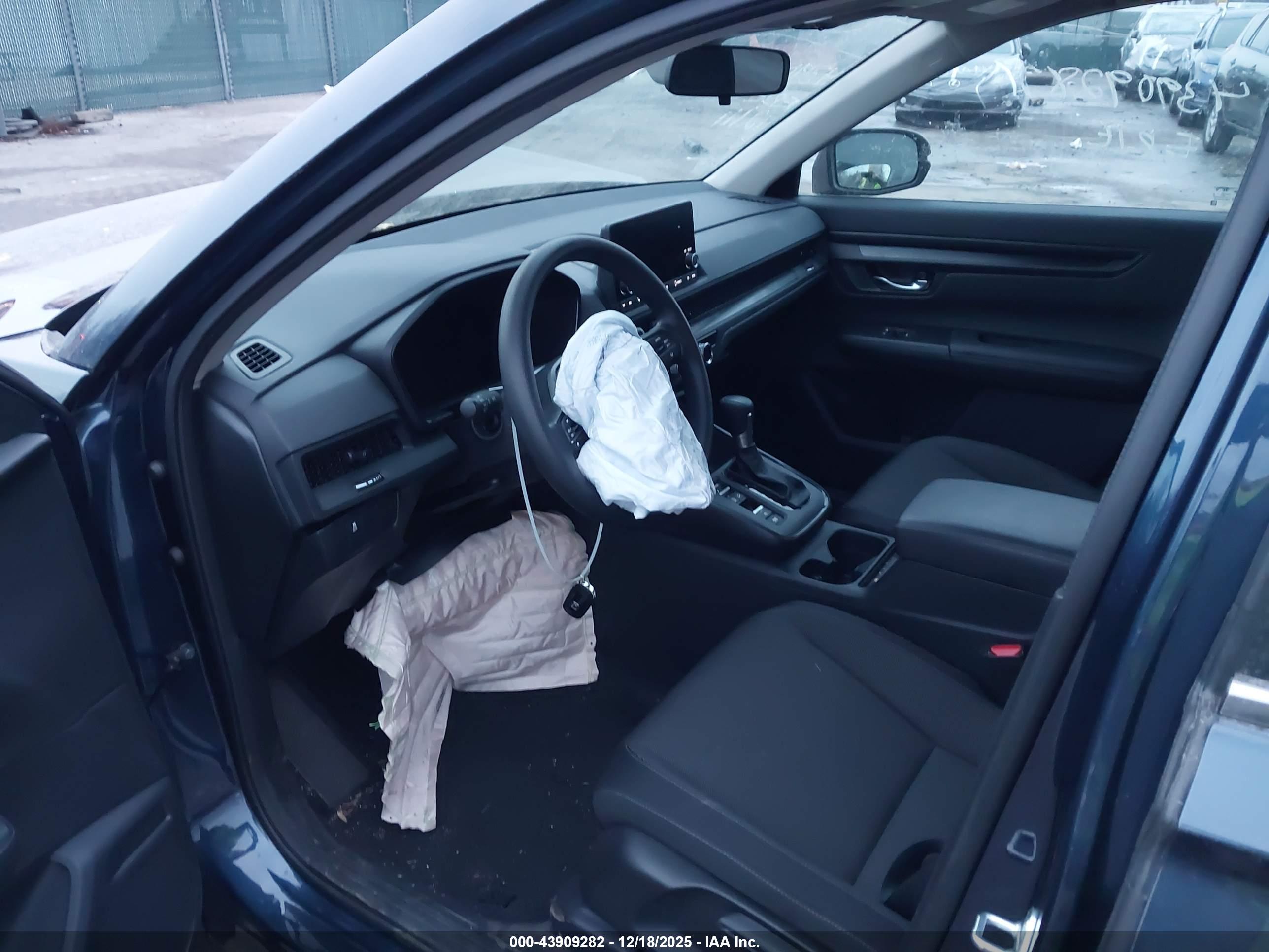 HONDA CR-V image 9
