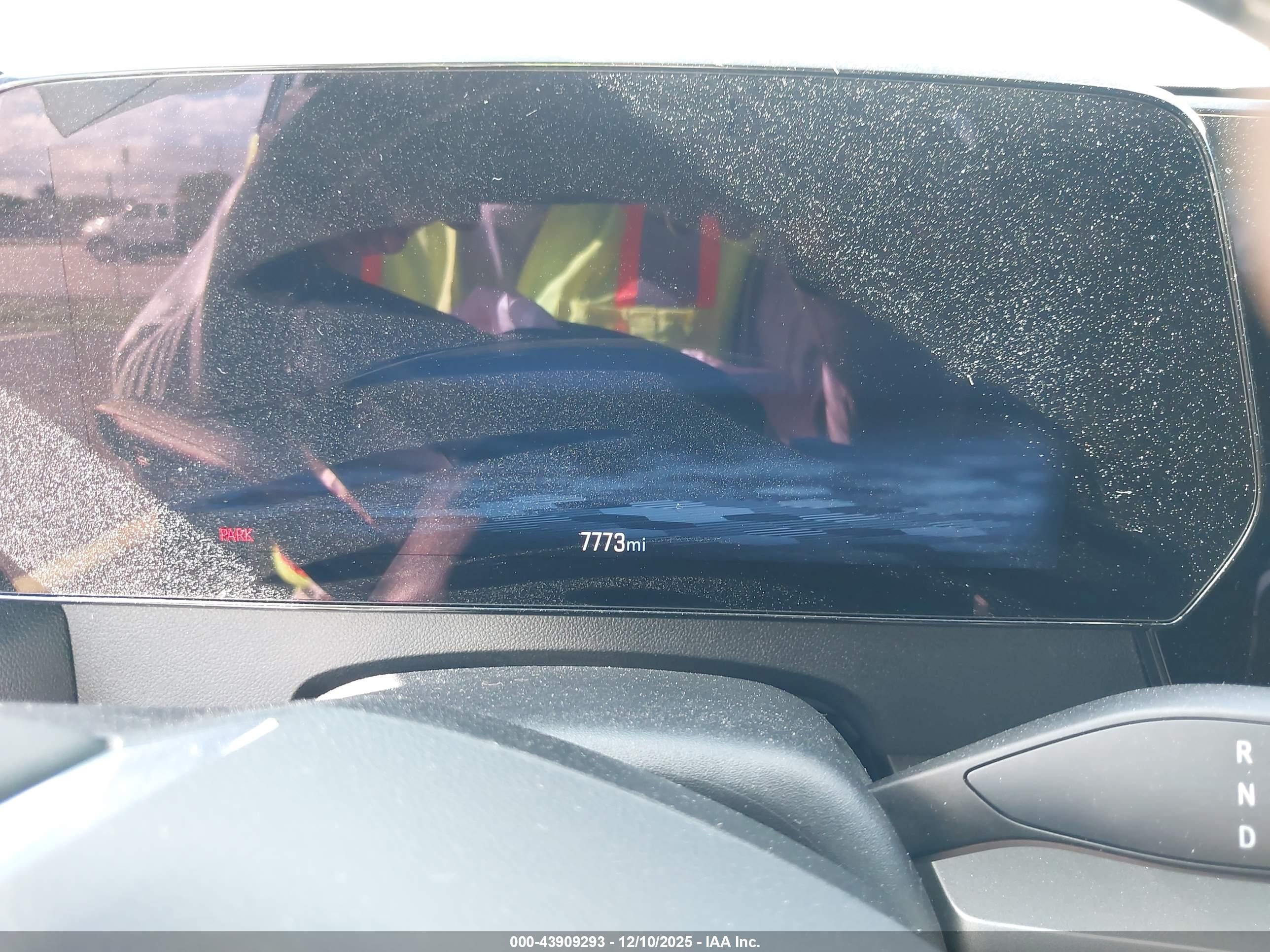 CHEVROLET TRAVERSE image 7