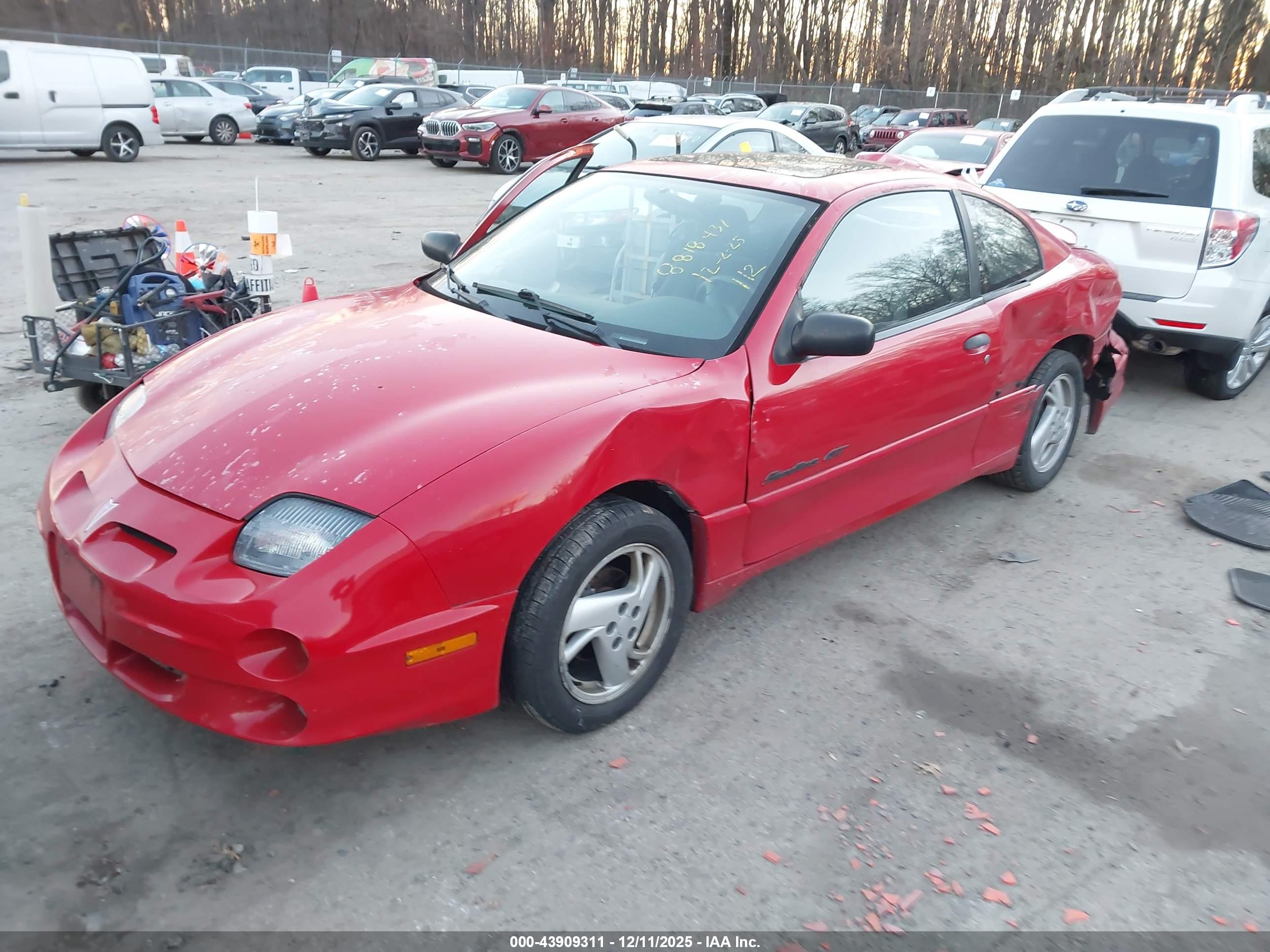 PONTIAC SUNFIRE image 2
