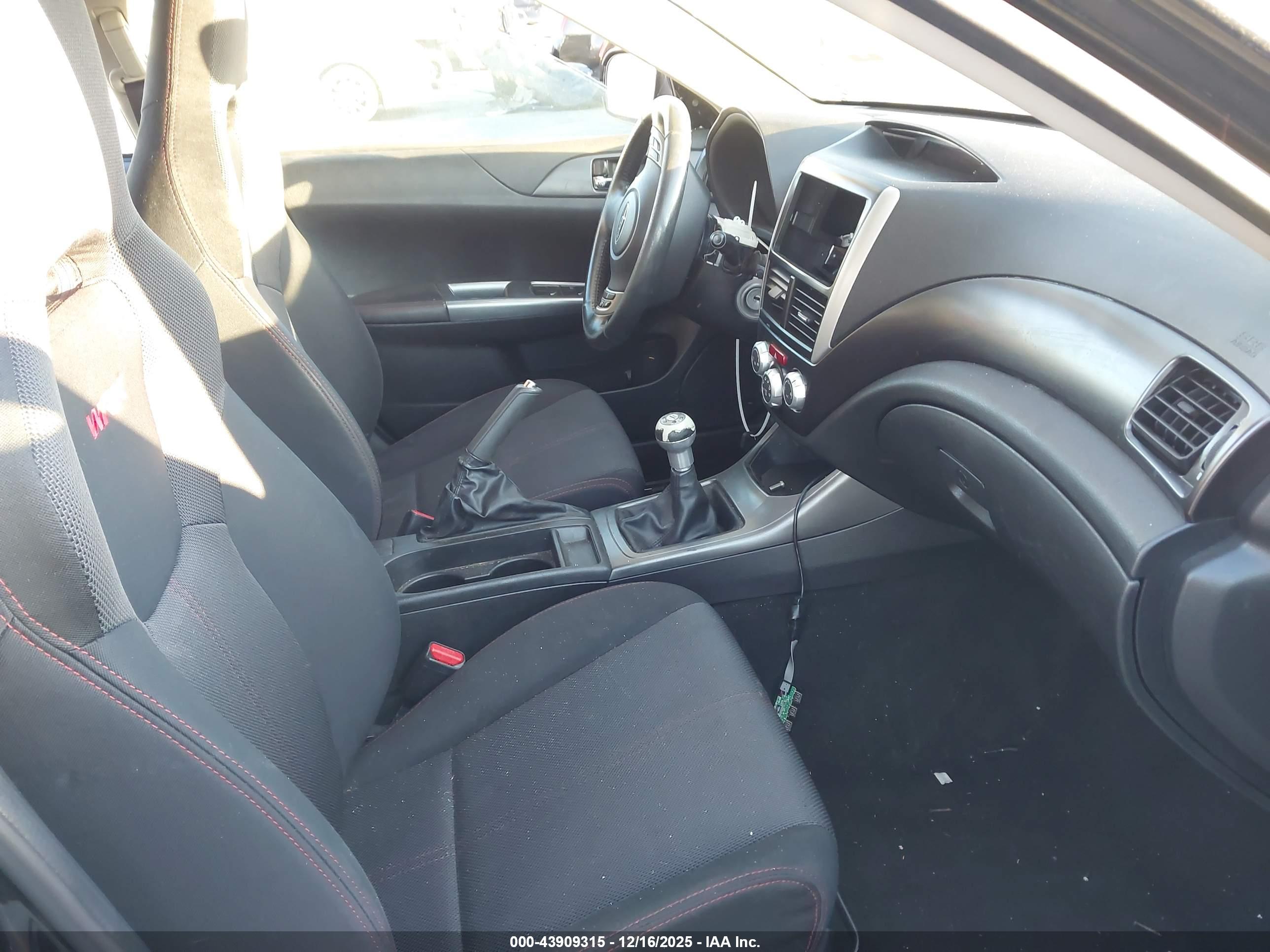 SUBARU IMPREZA image 5