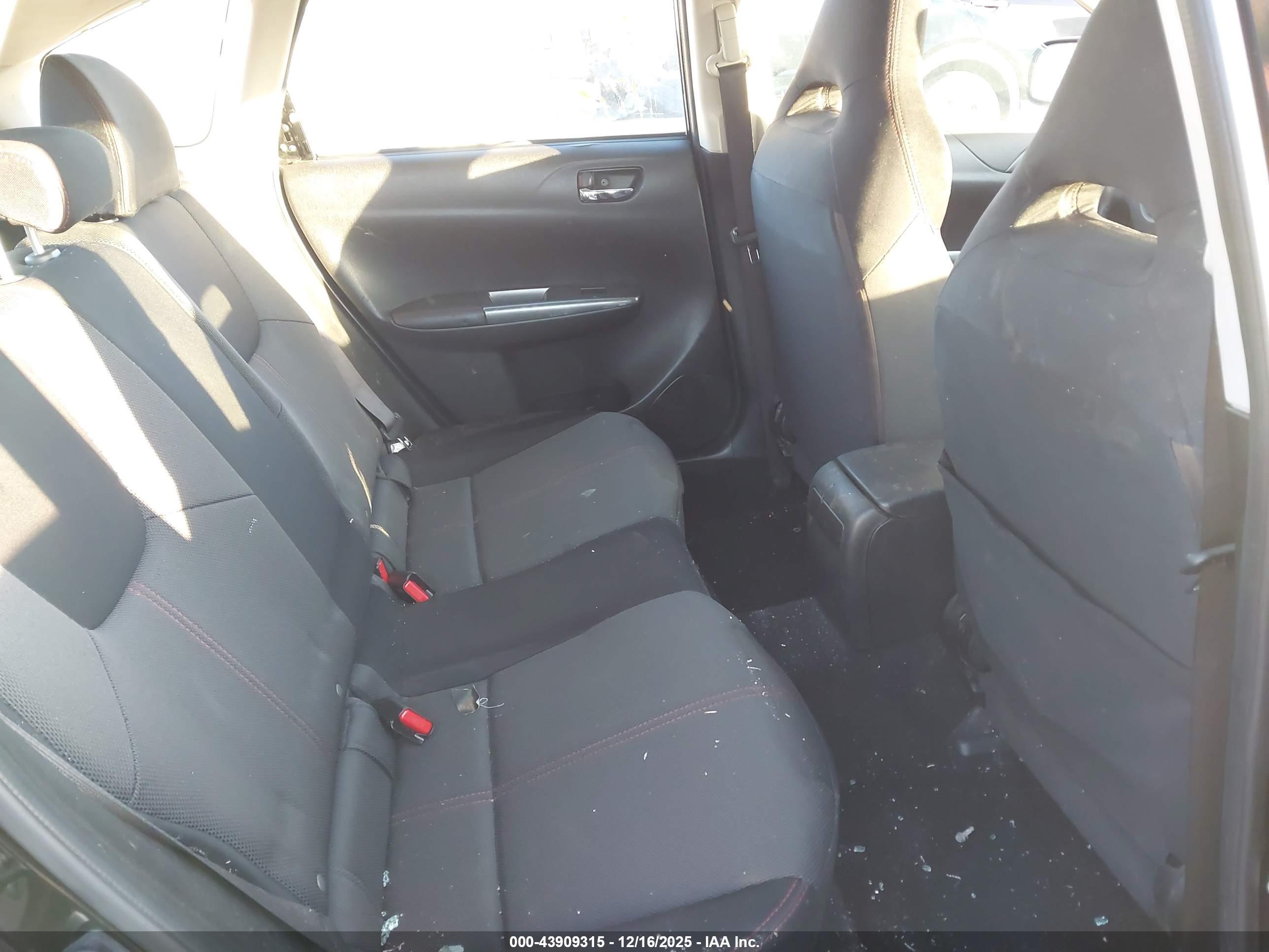 SUBARU IMPREZA image 8