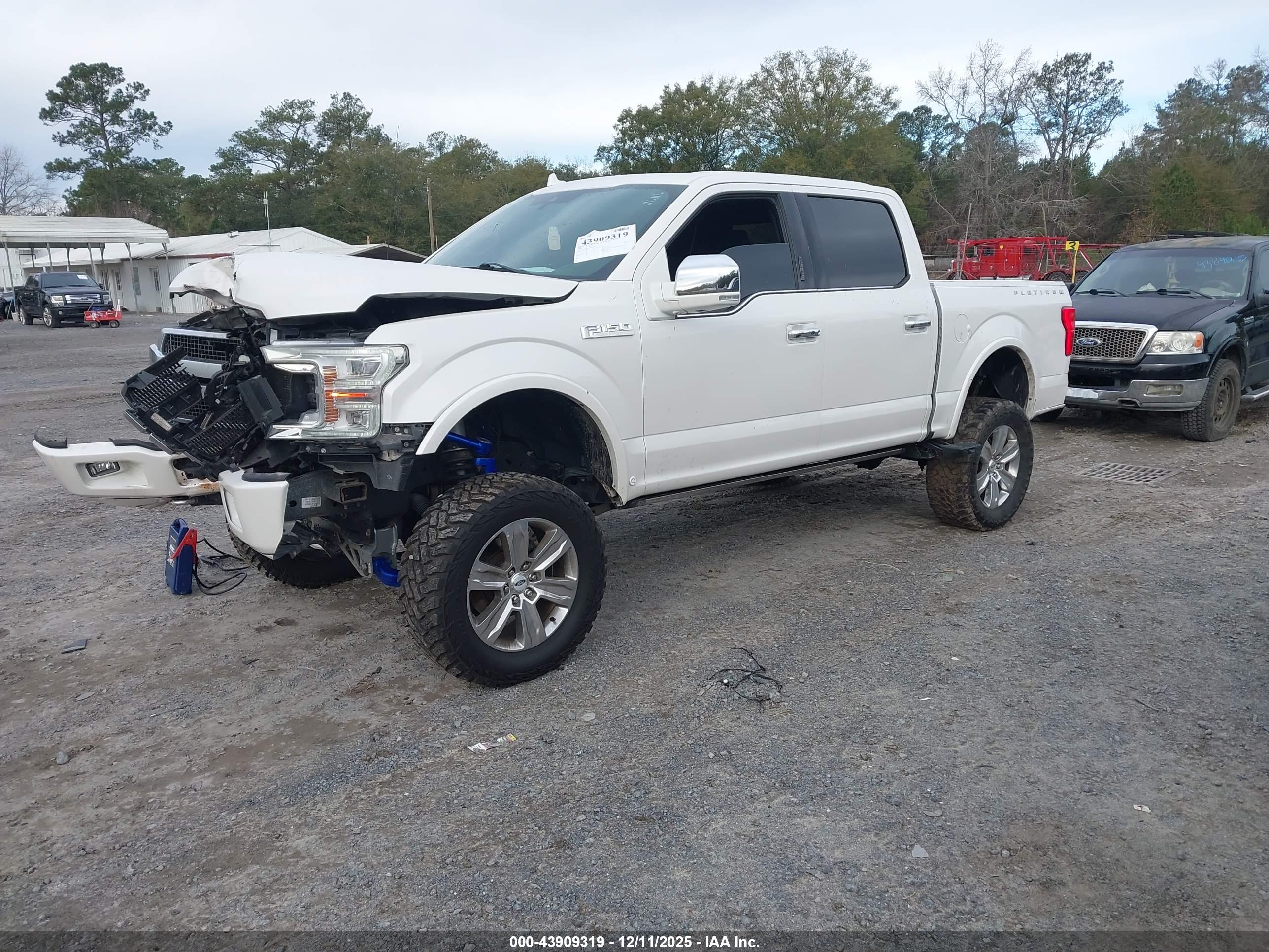 FORD F-150 image 2