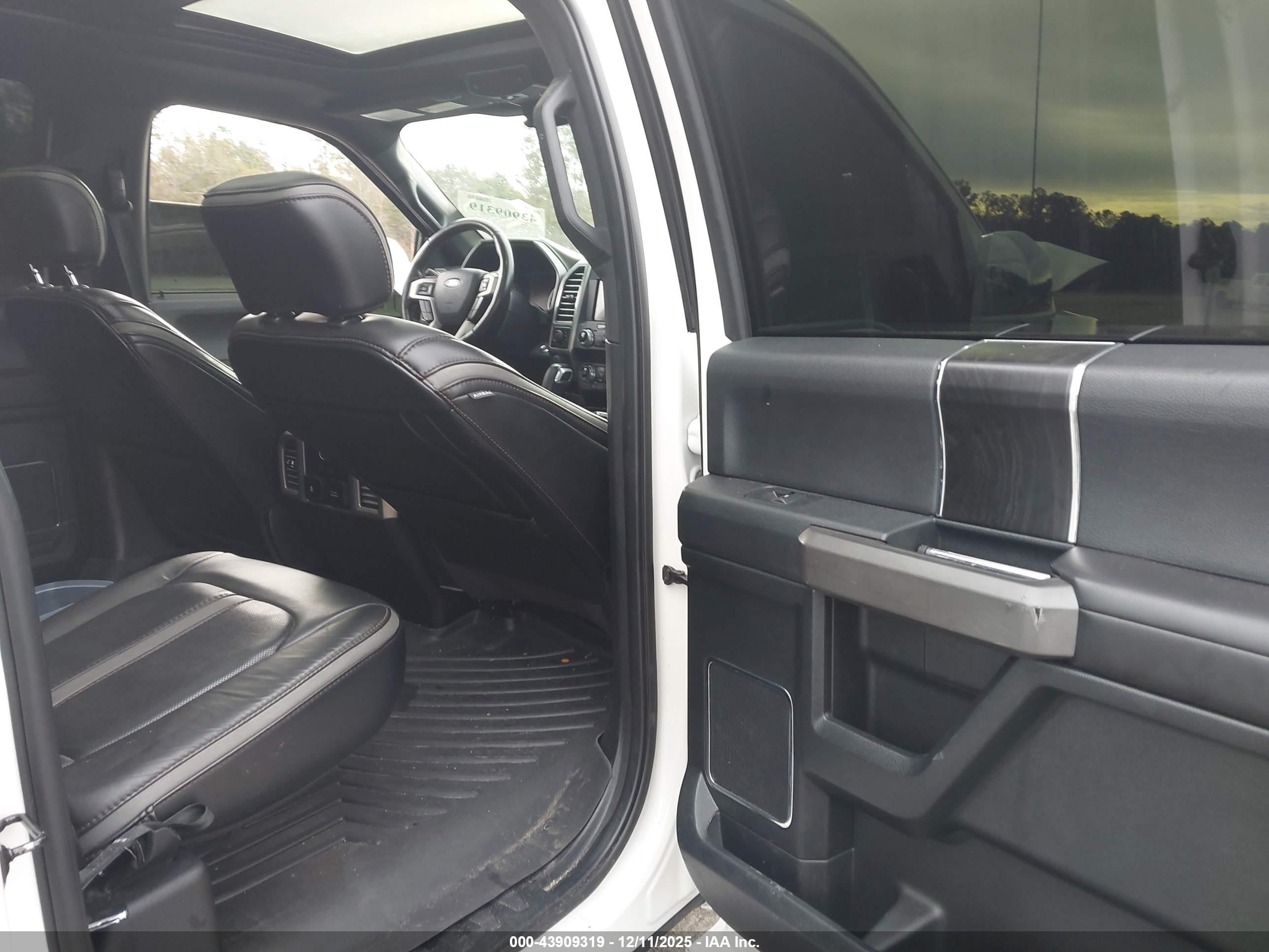 FORD F-150 image 8