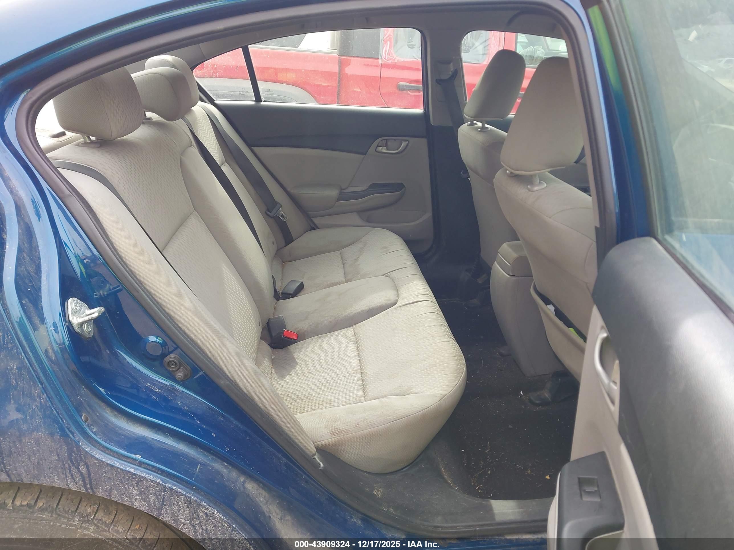HONDA CIVIC image 8