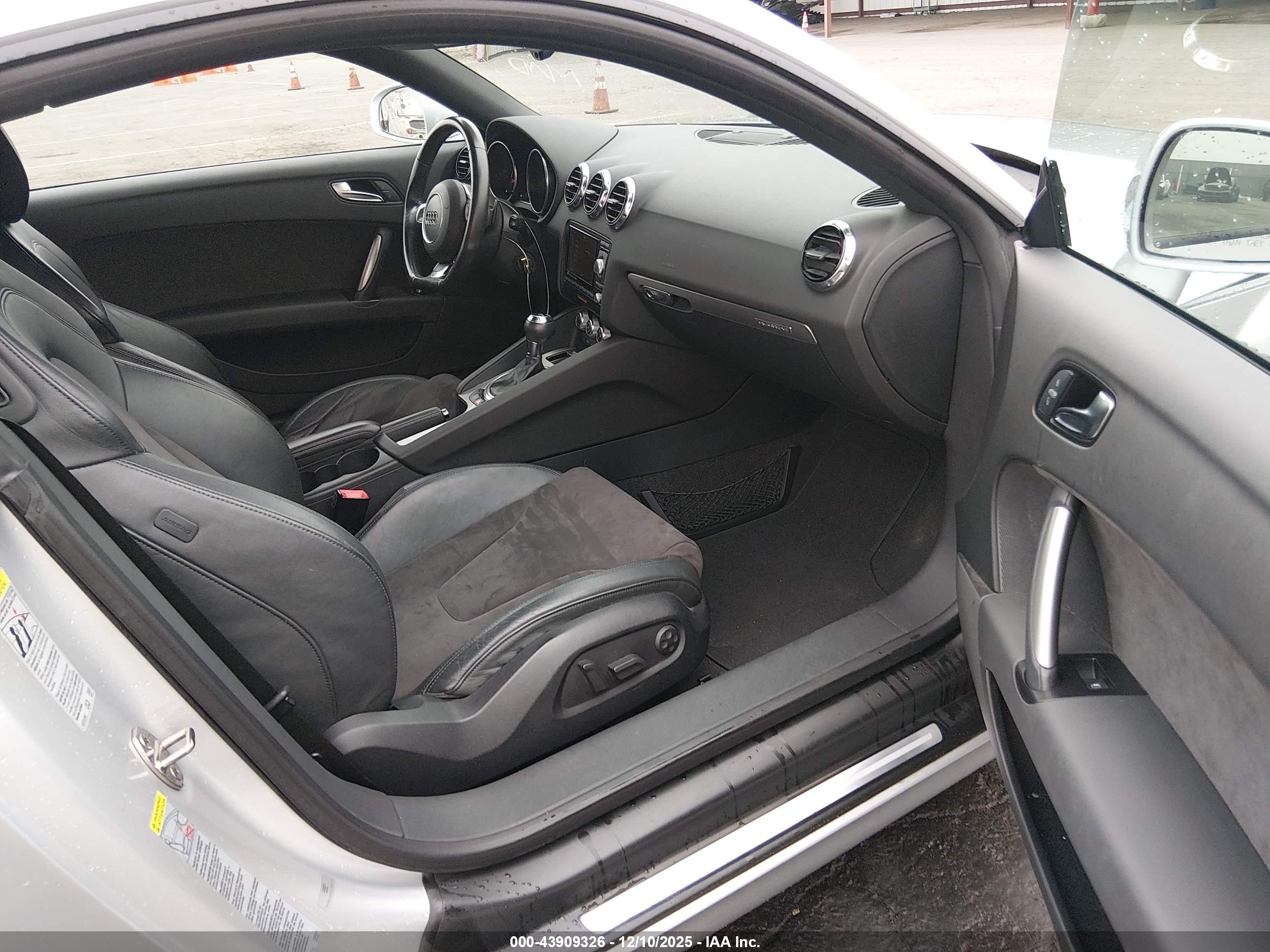AUDI TT image 5