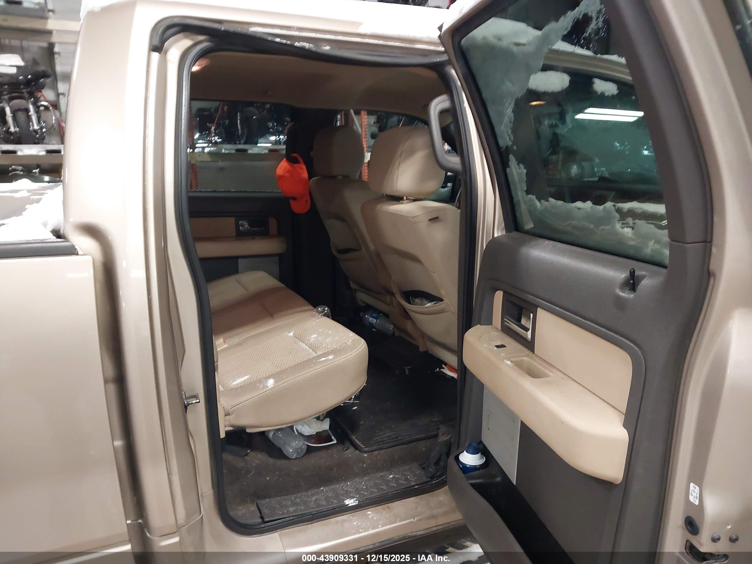 FORD F-150 image 8