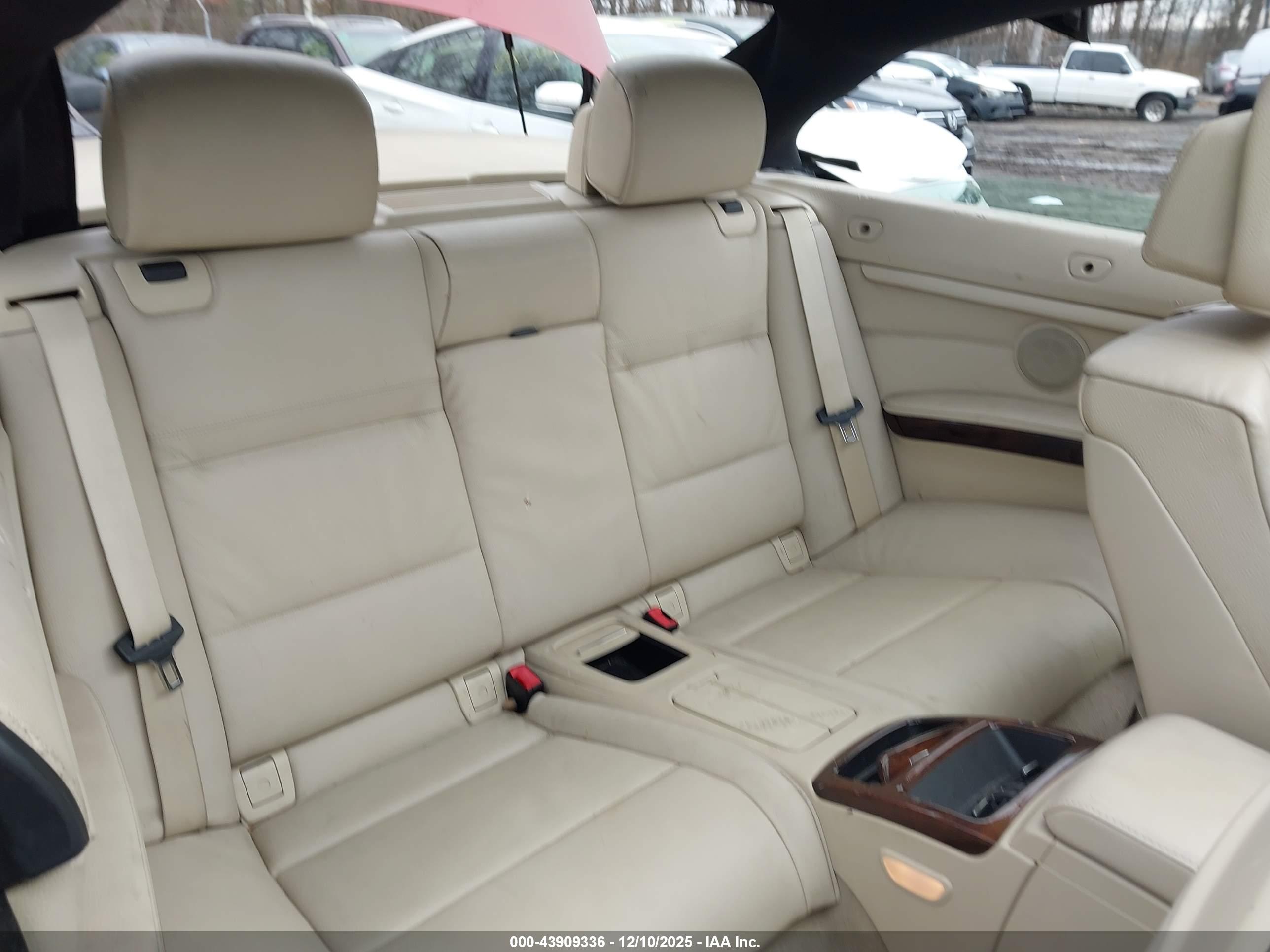 BMW 328I image 8