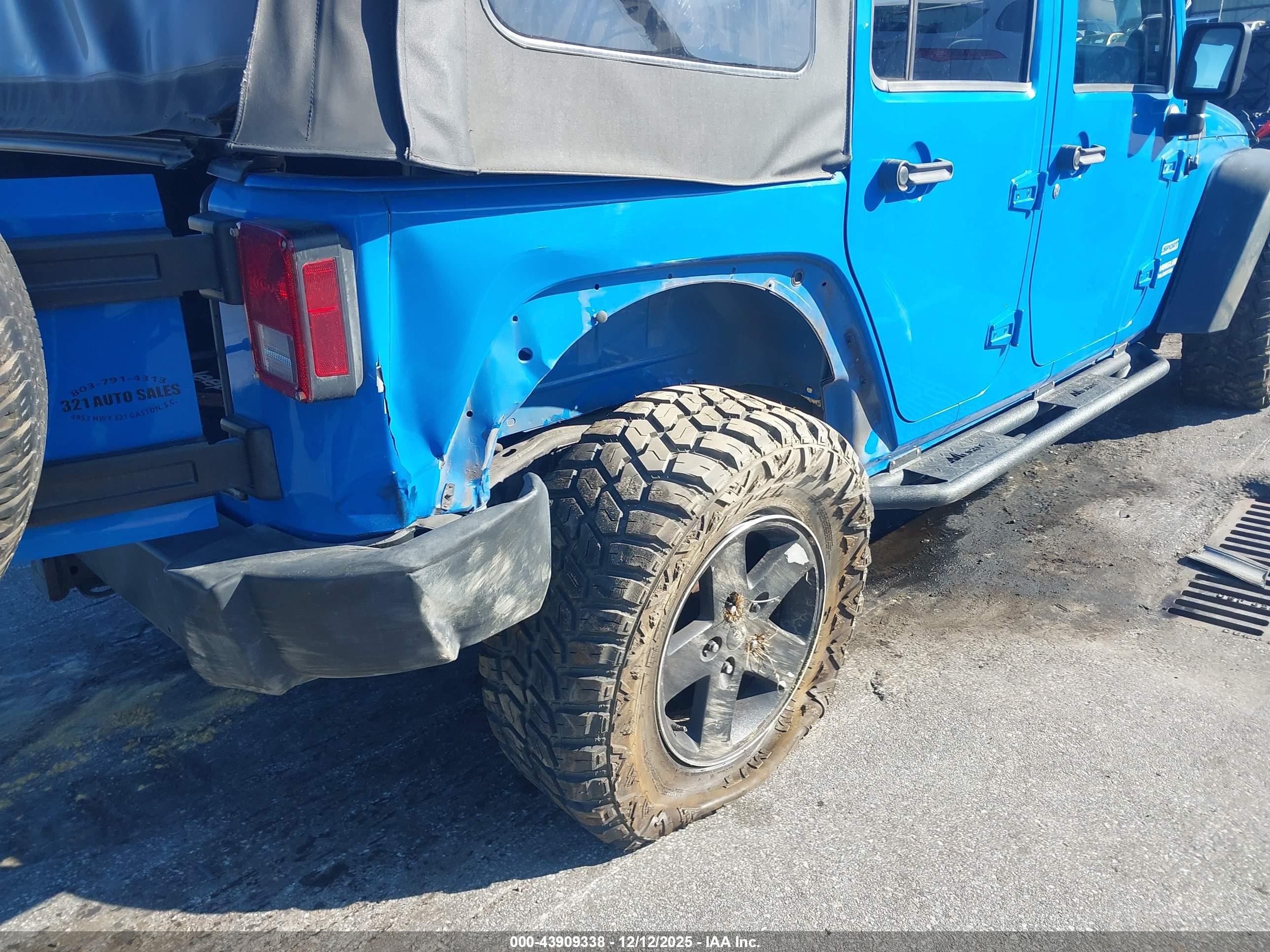 JEEP WRANGLER image 6