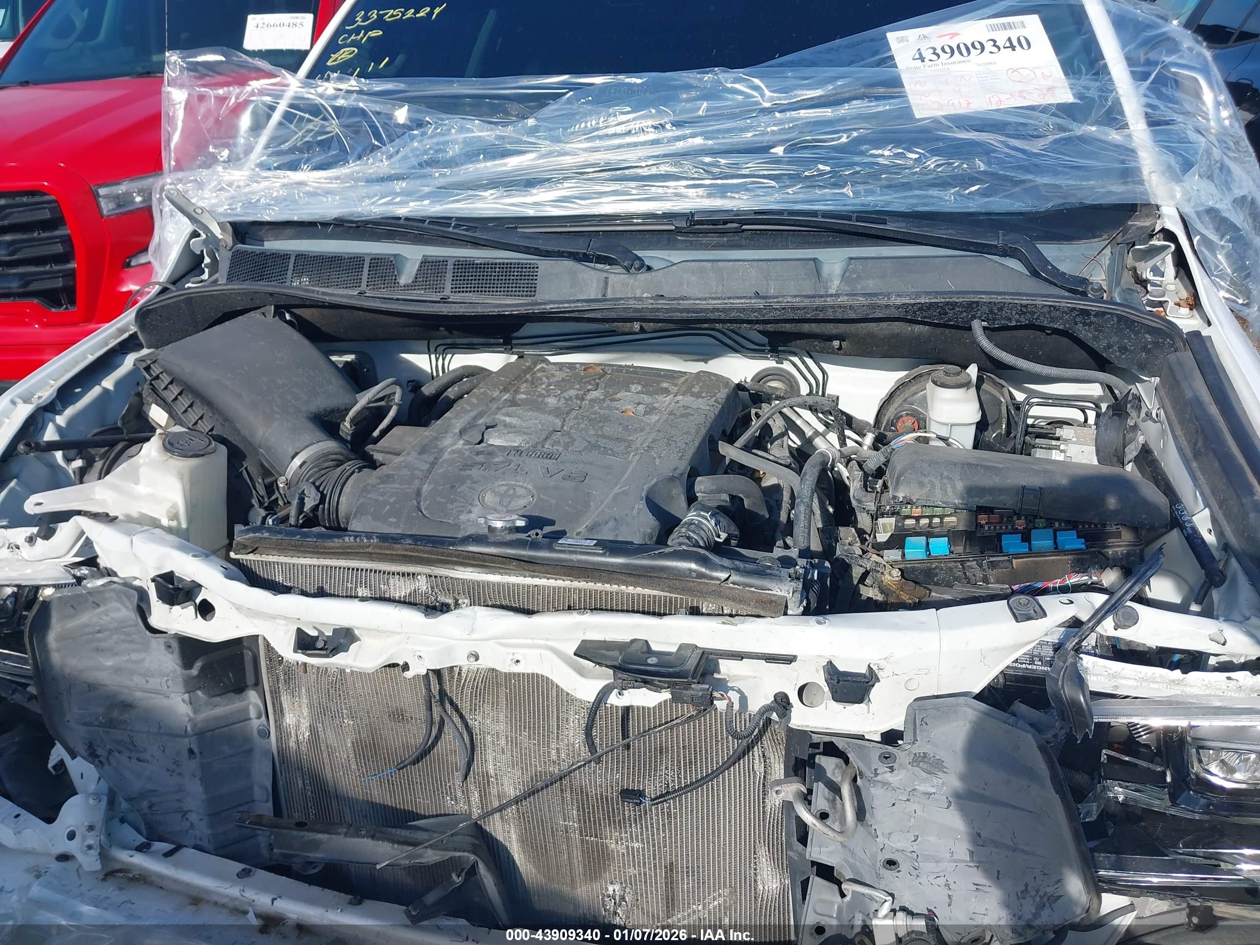 TOYOTA TUNDRA image 10
