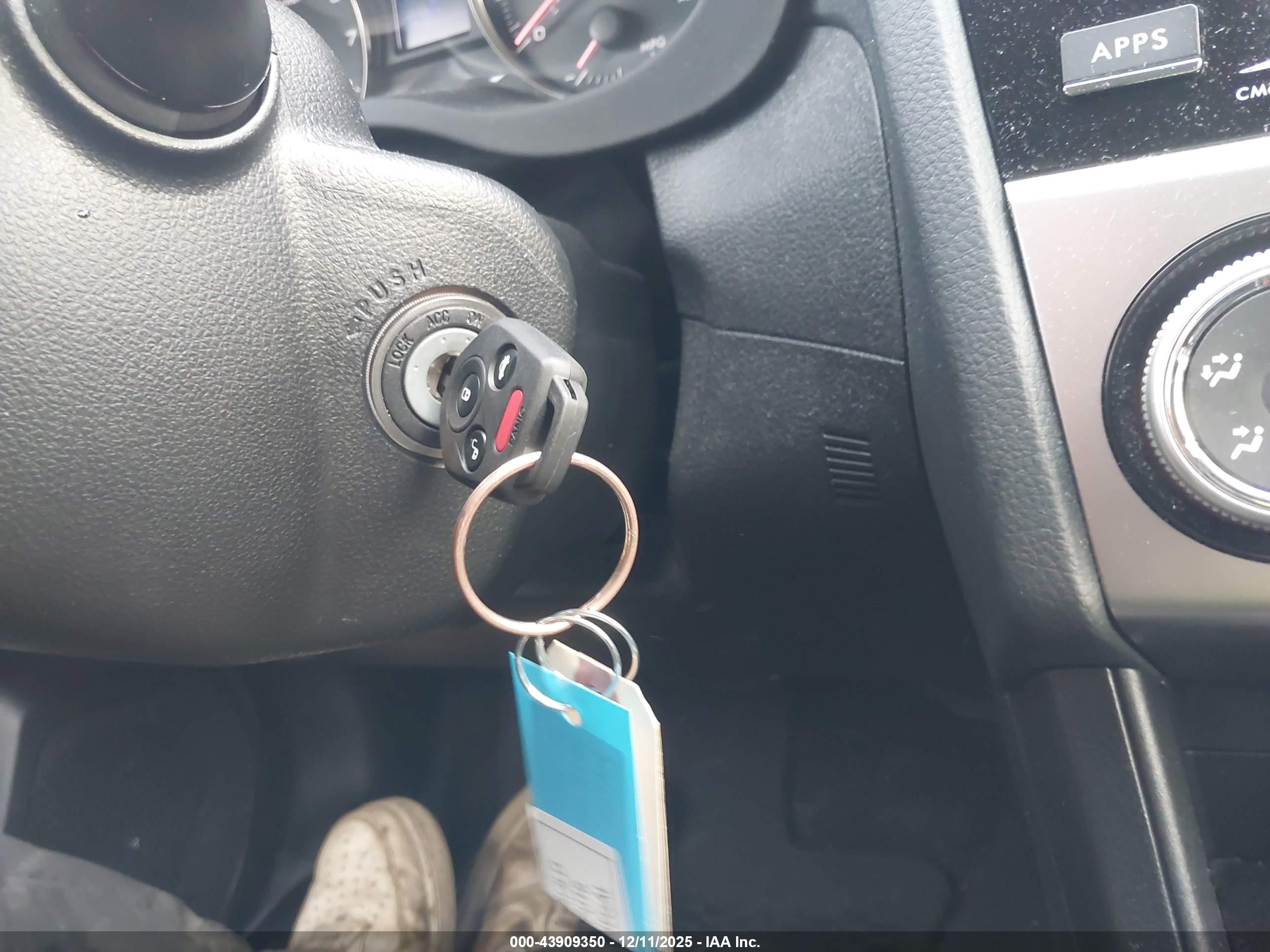 SUBARU CROSSTREK image 11