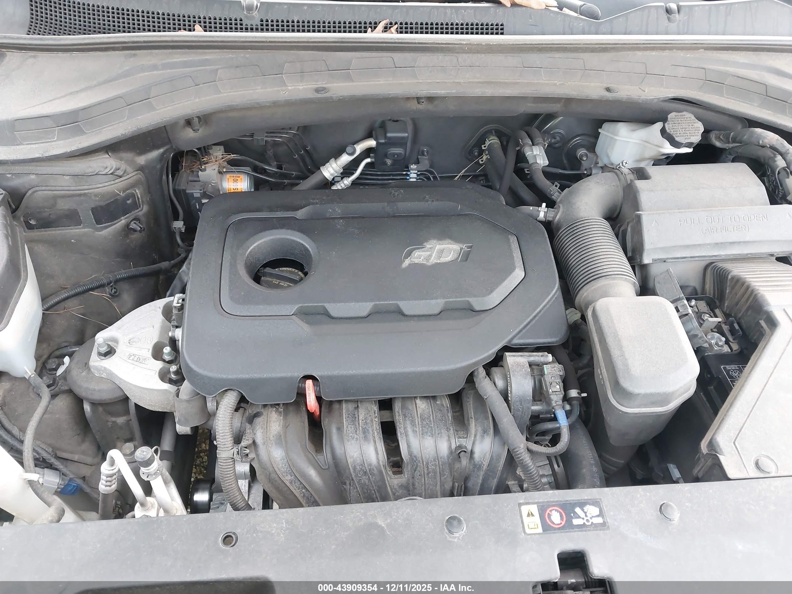 HYUNDAI SANTA image 10