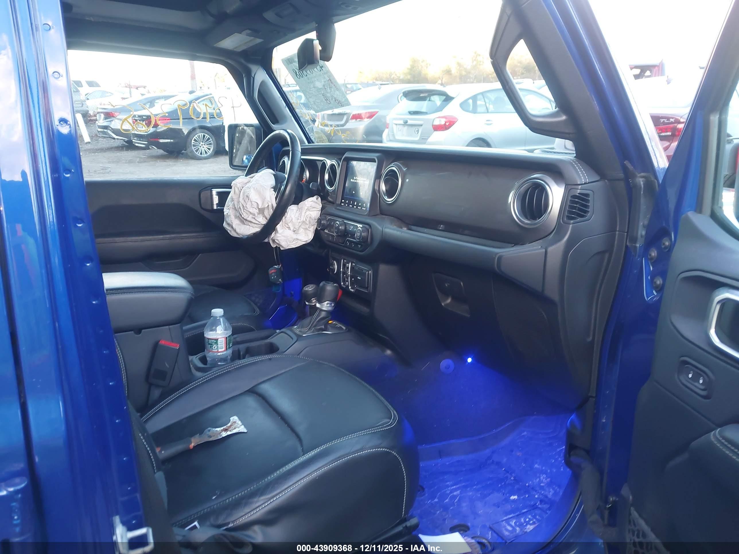 JEEP WRANGLER image 5
