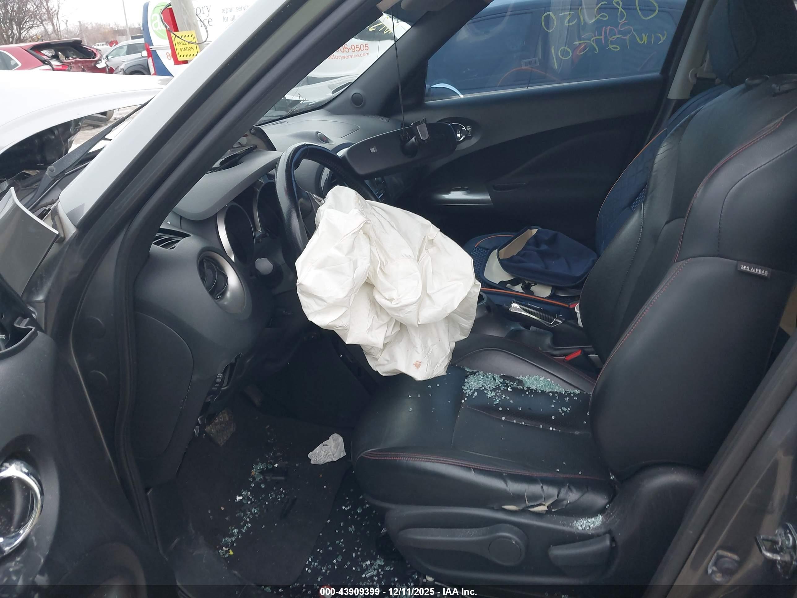 NISSAN JUKE image 5