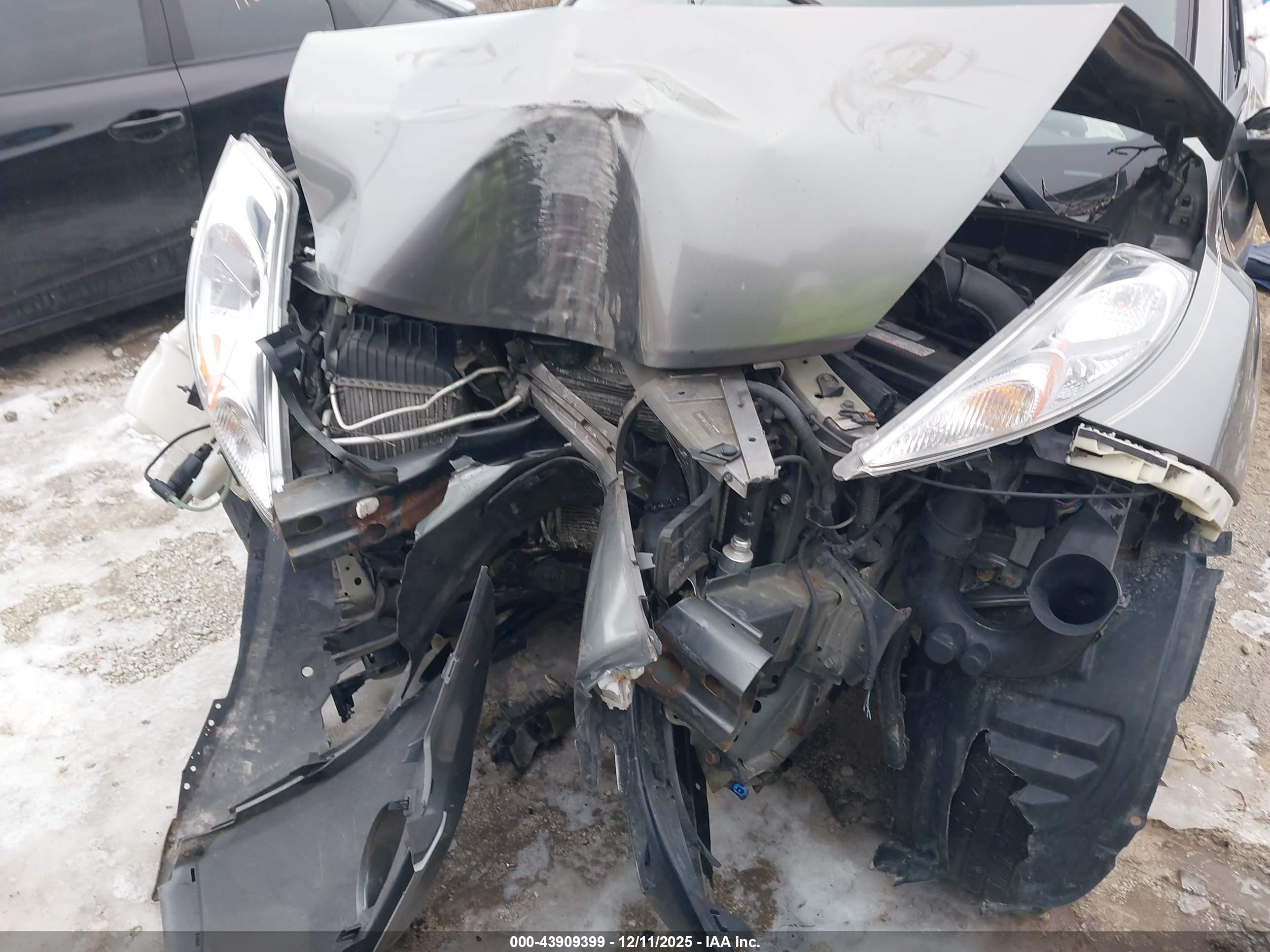 NISSAN JUKE image 6