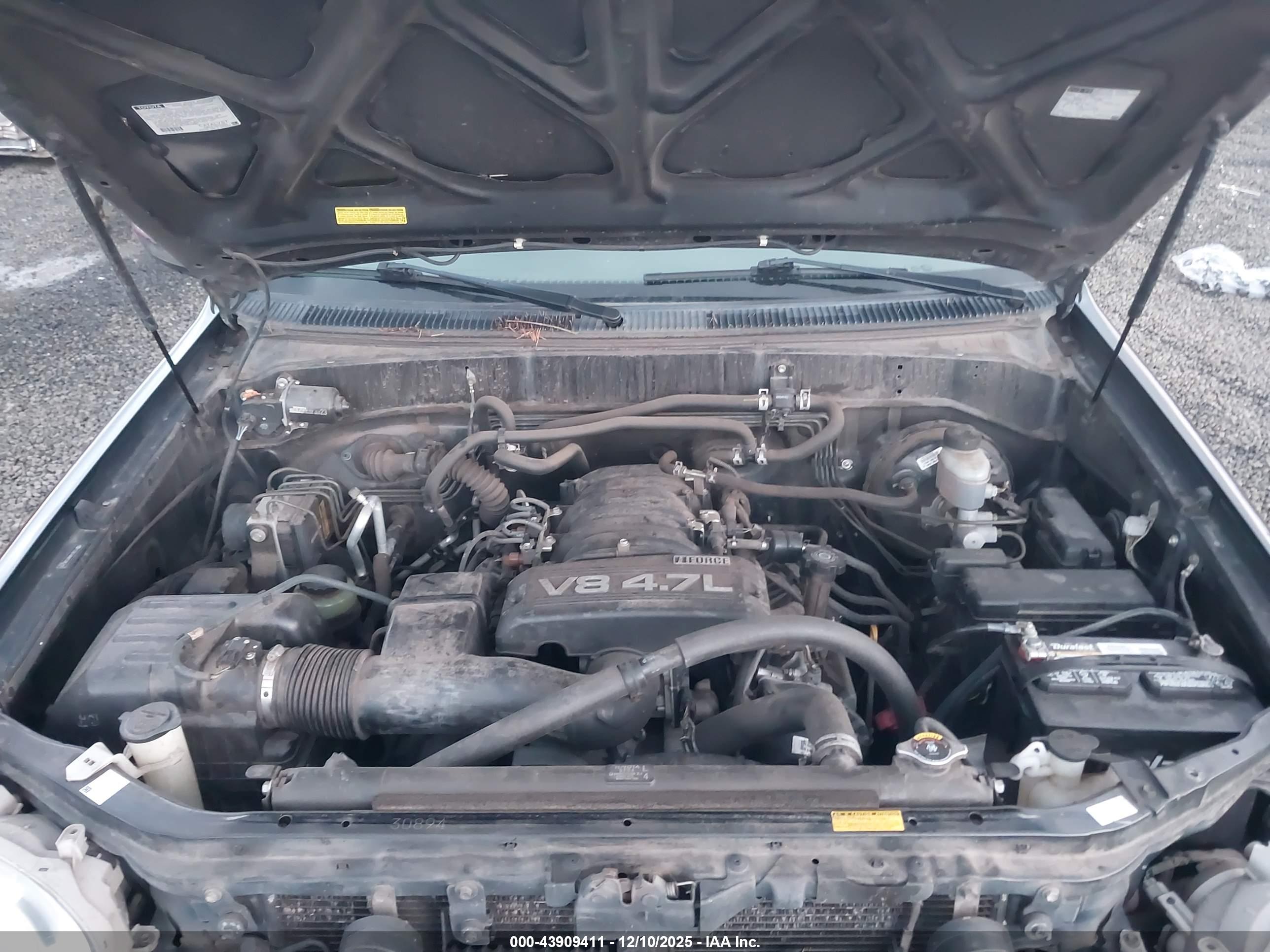 TOYOTA SEQUOIA image 10