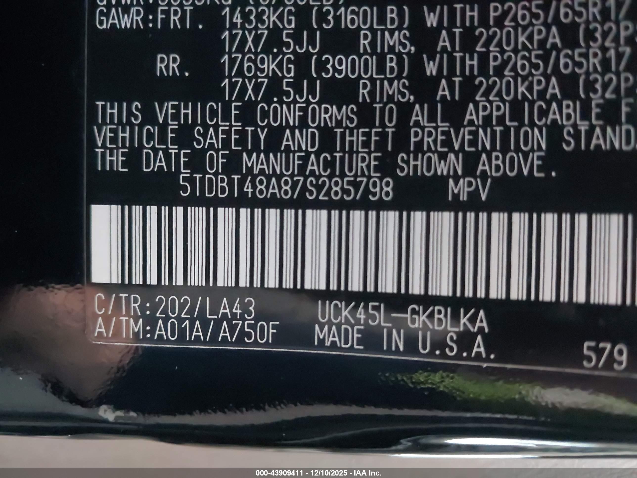 TOYOTA SEQUOIA image 9