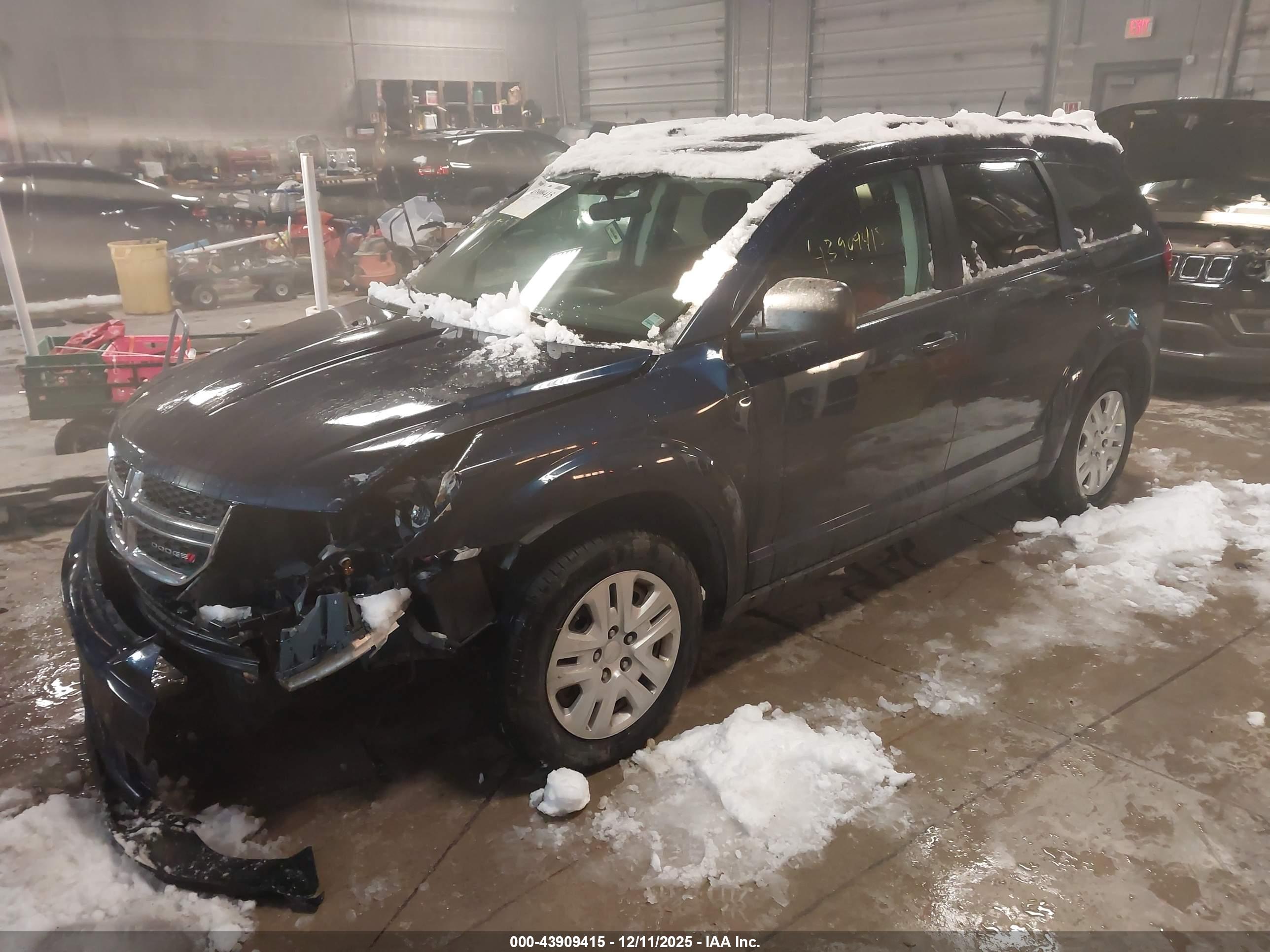 DODGE JOURNEY image 2