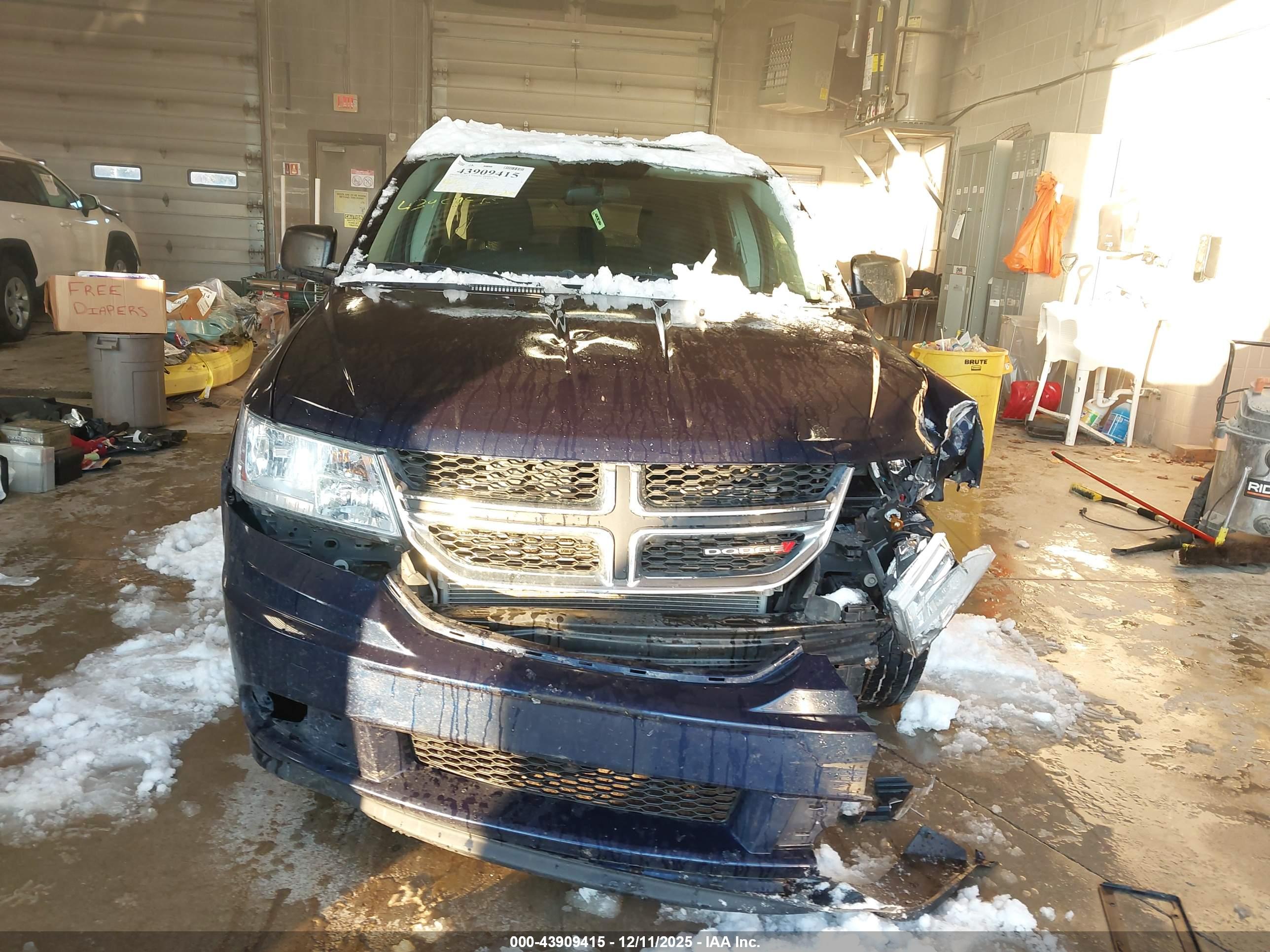 DODGE JOURNEY image 6