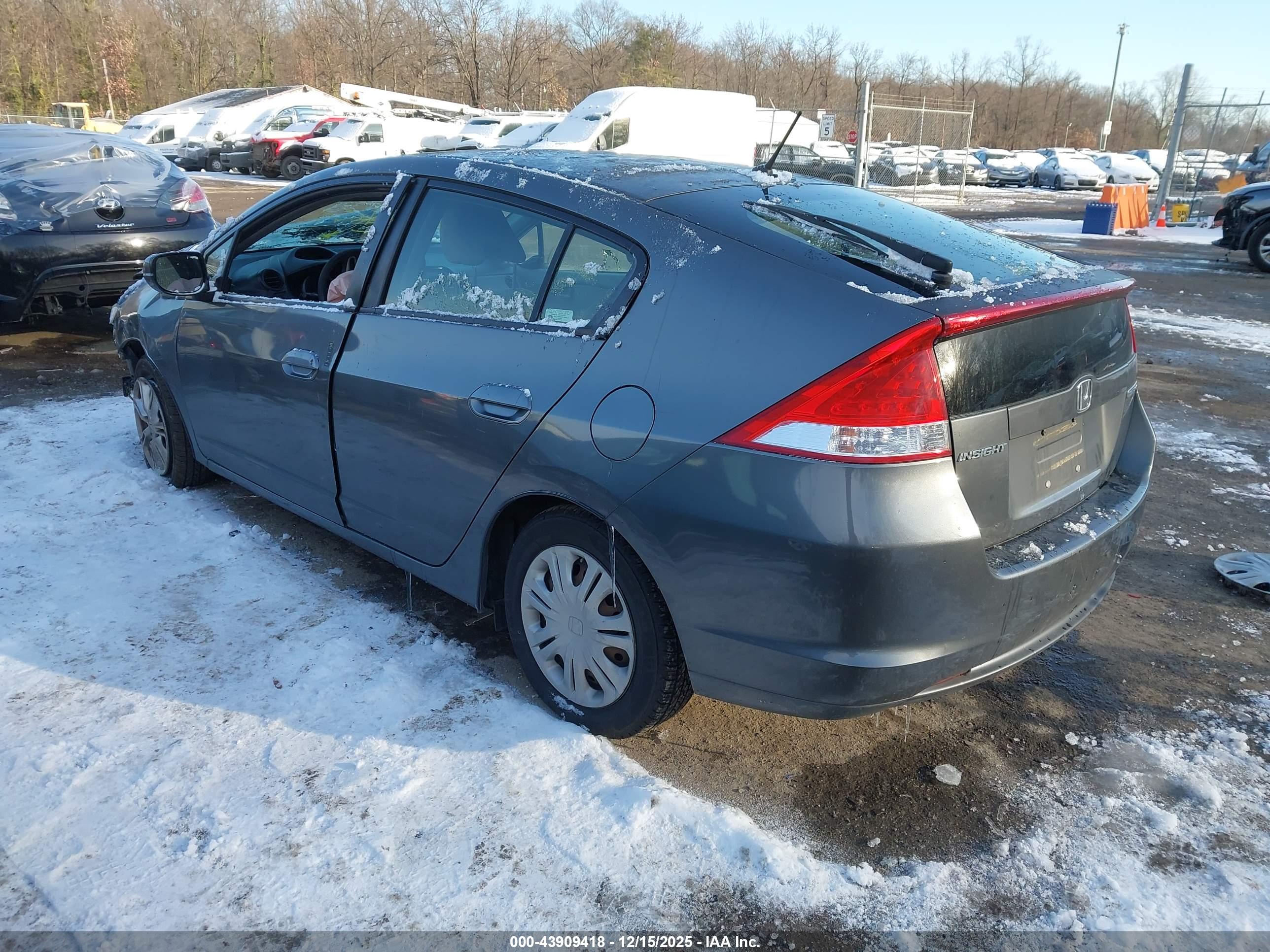 HONDA INSIGHT image 3