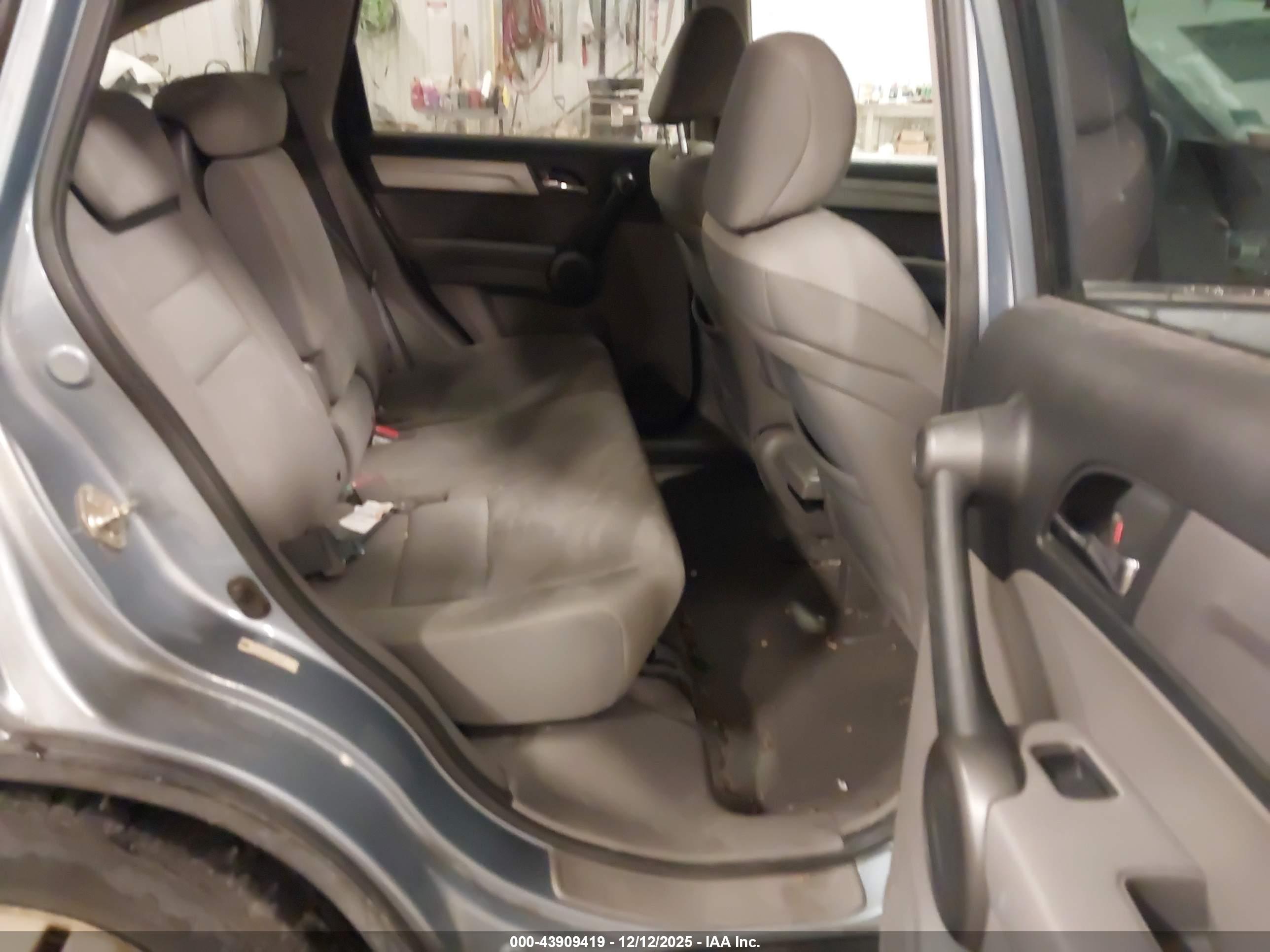 HONDA CR-V image 8