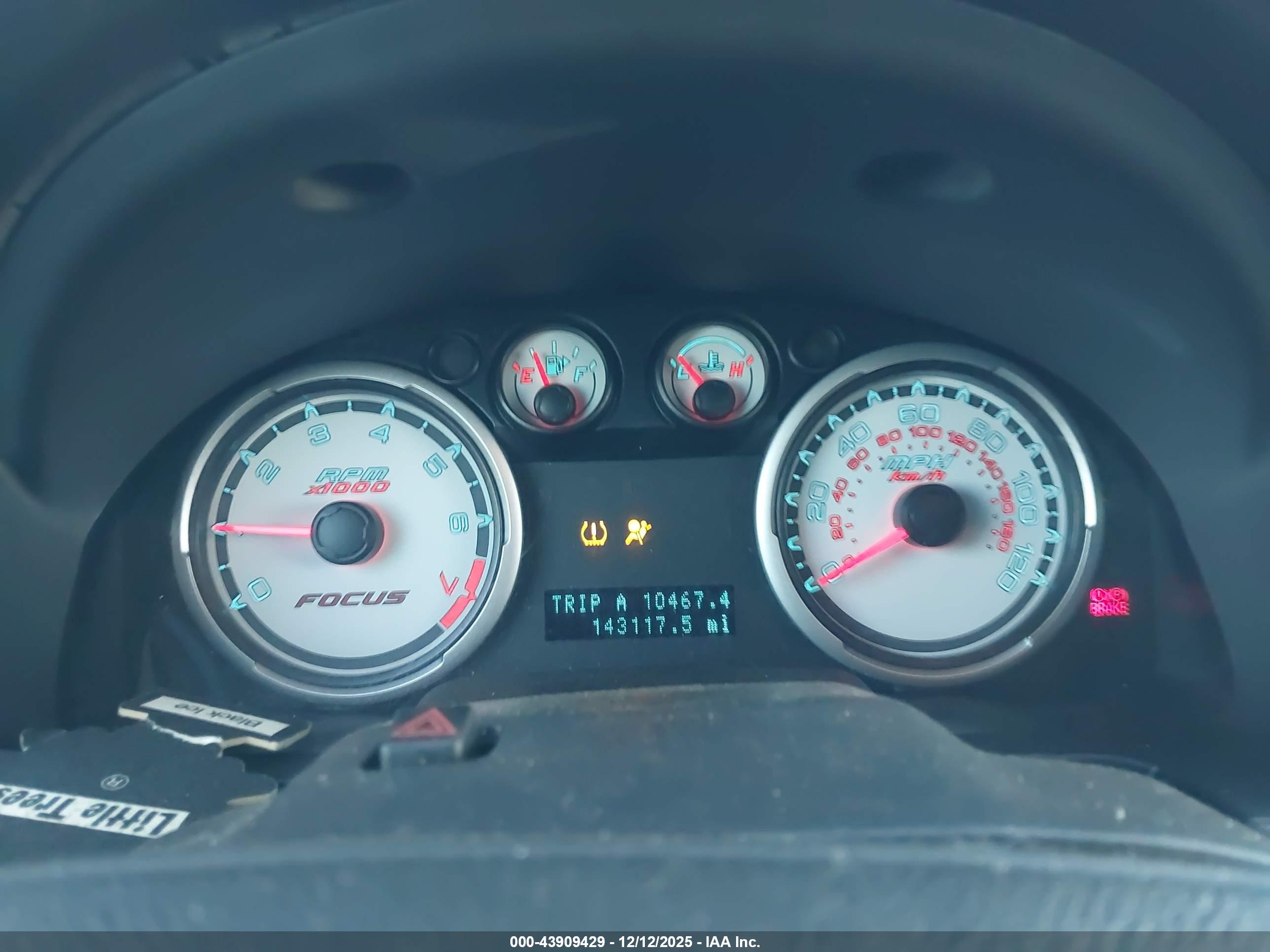 FORD FOCUS image 7
